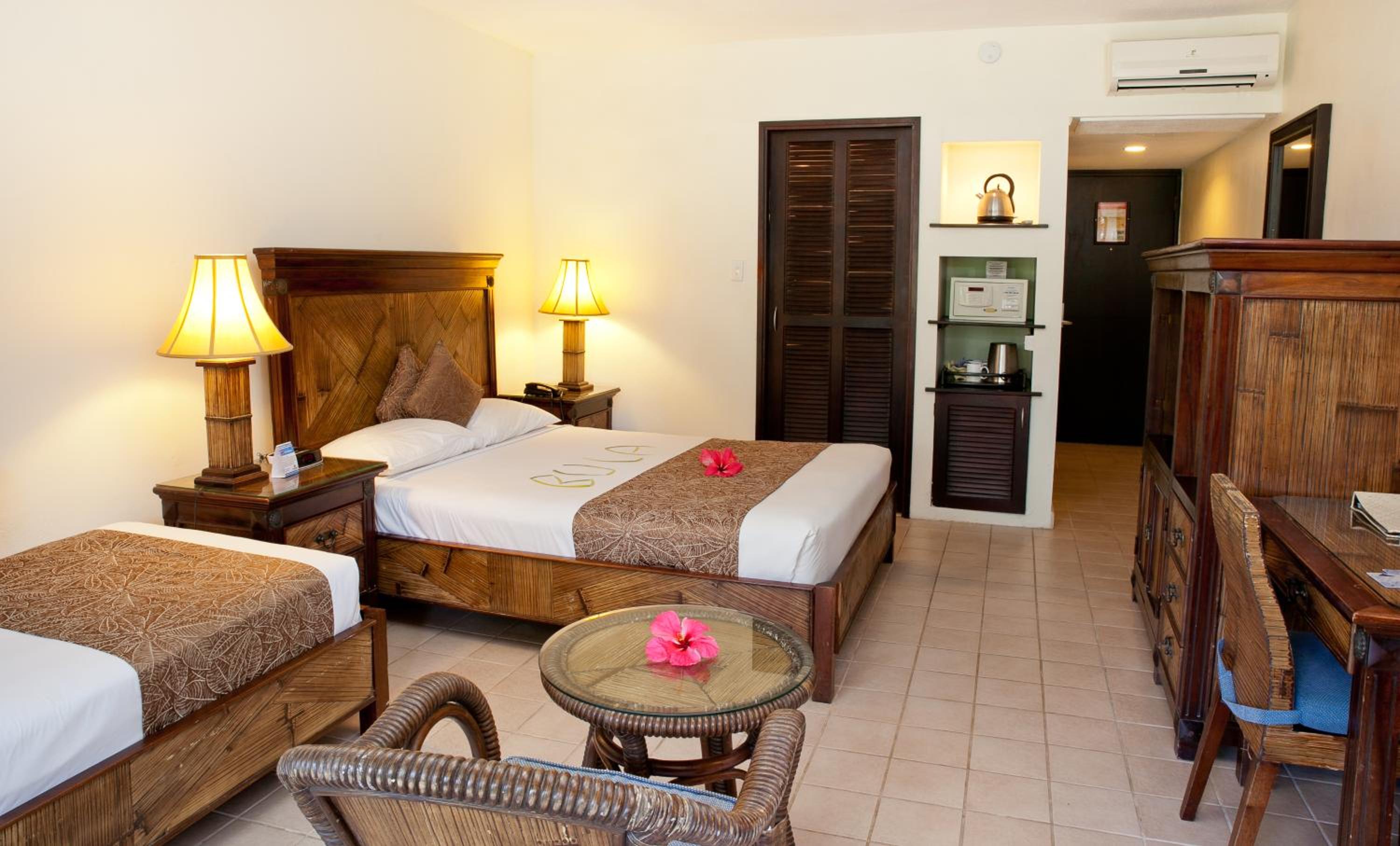 Superior Room with Garden View photo 2