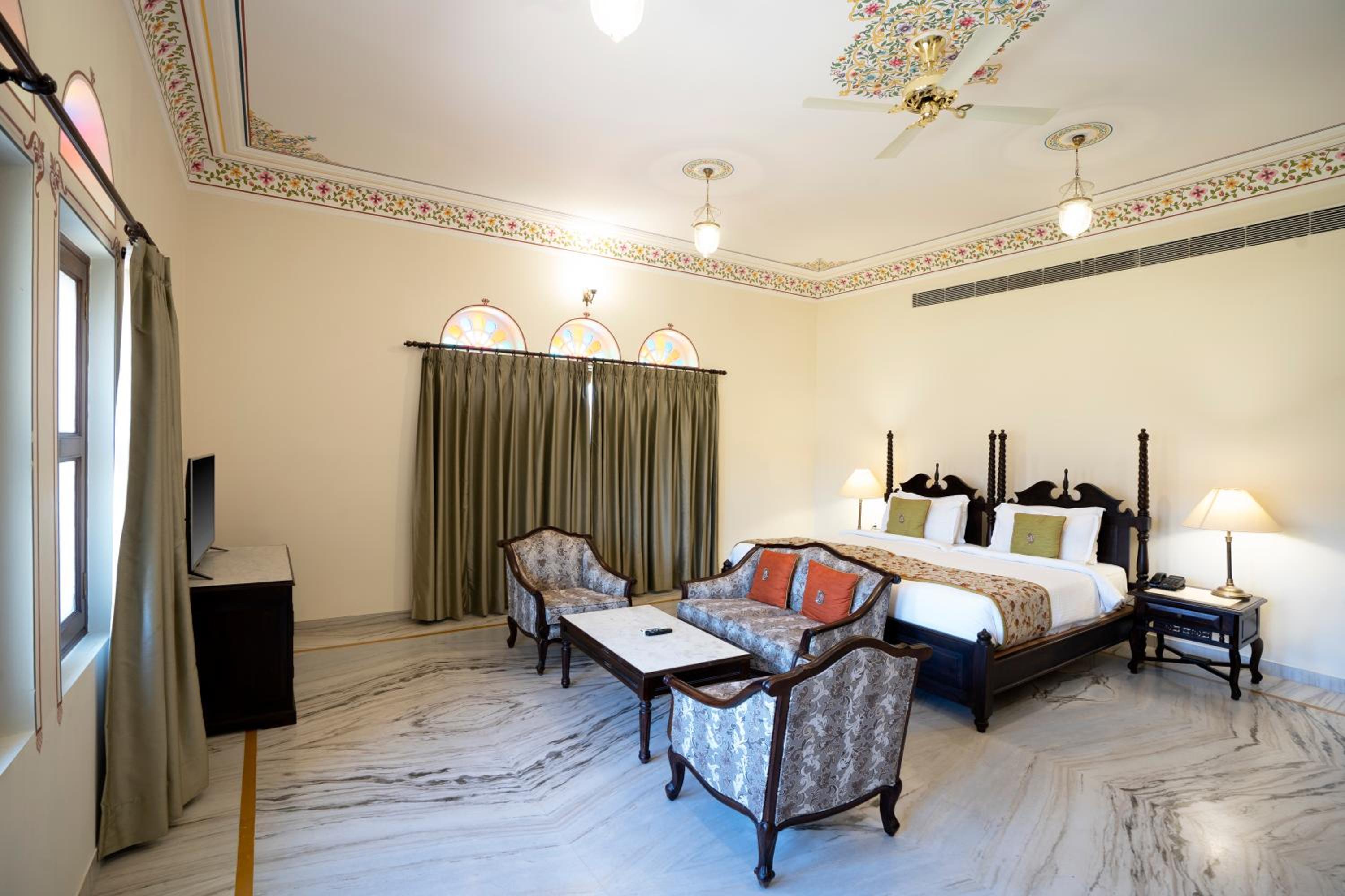 King Room