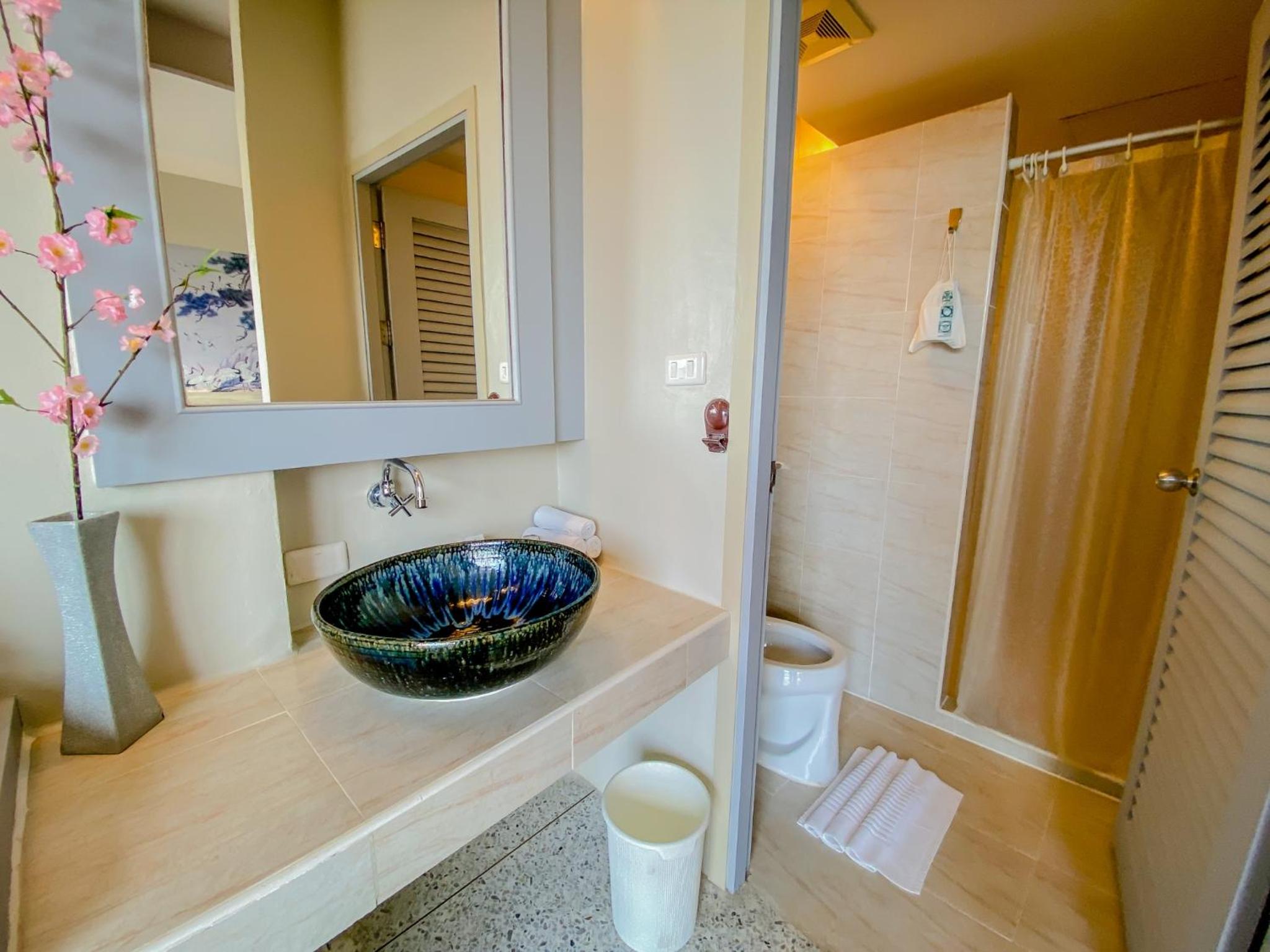 Triple Room - Photo 8