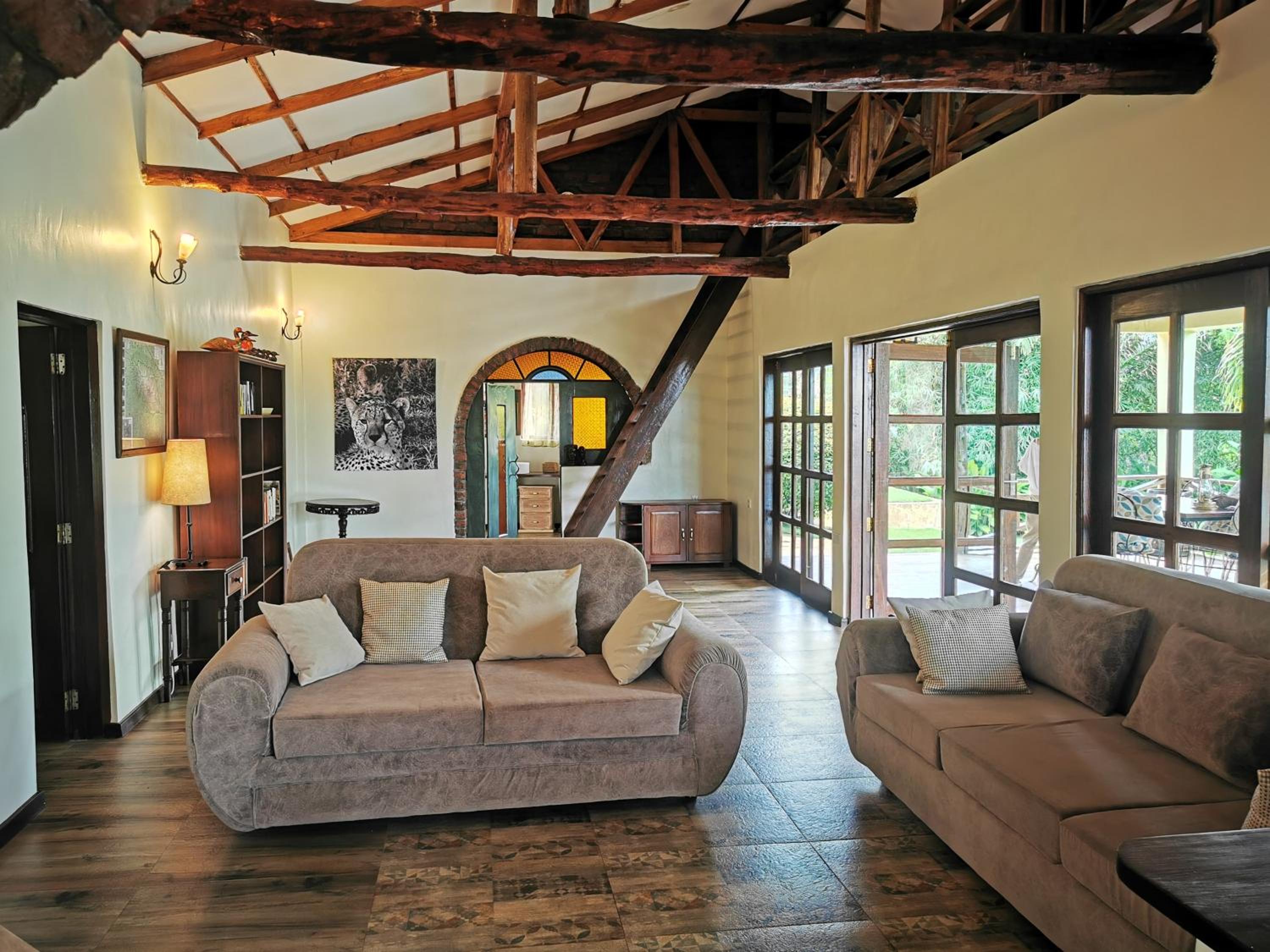 Family Bungalow - Photo 1