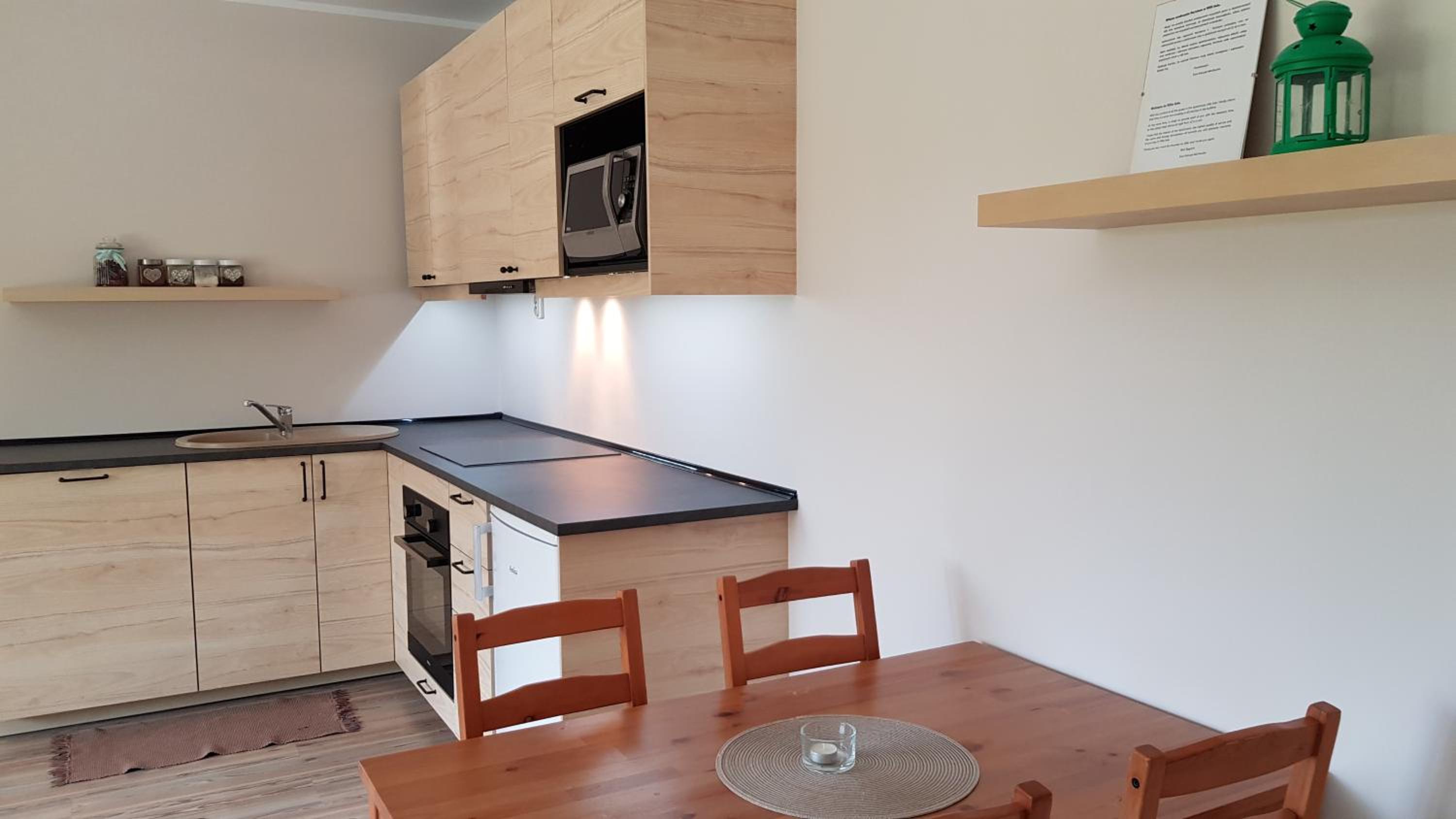 Studio Apartment - Photo 12