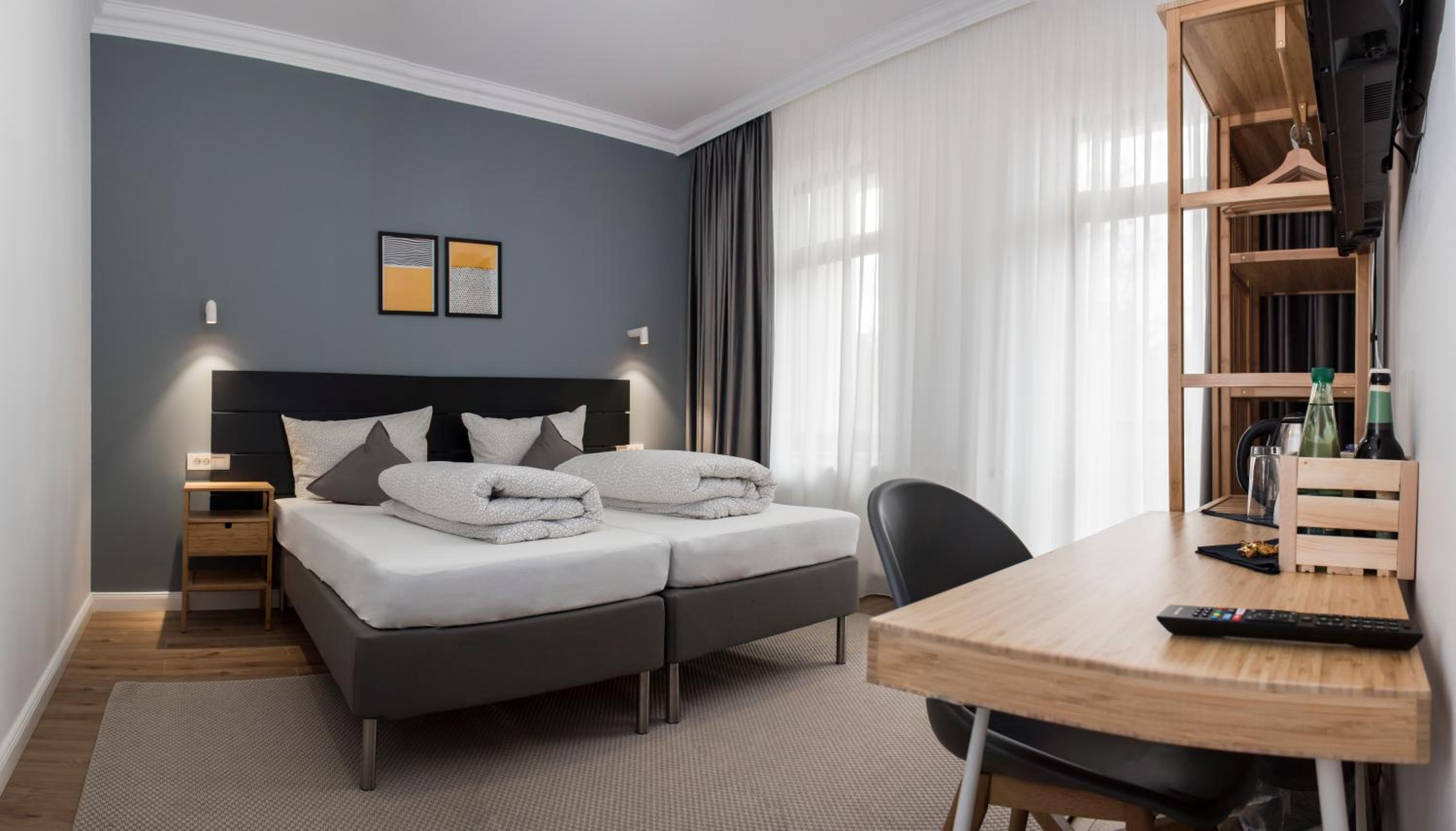 Superior King Room