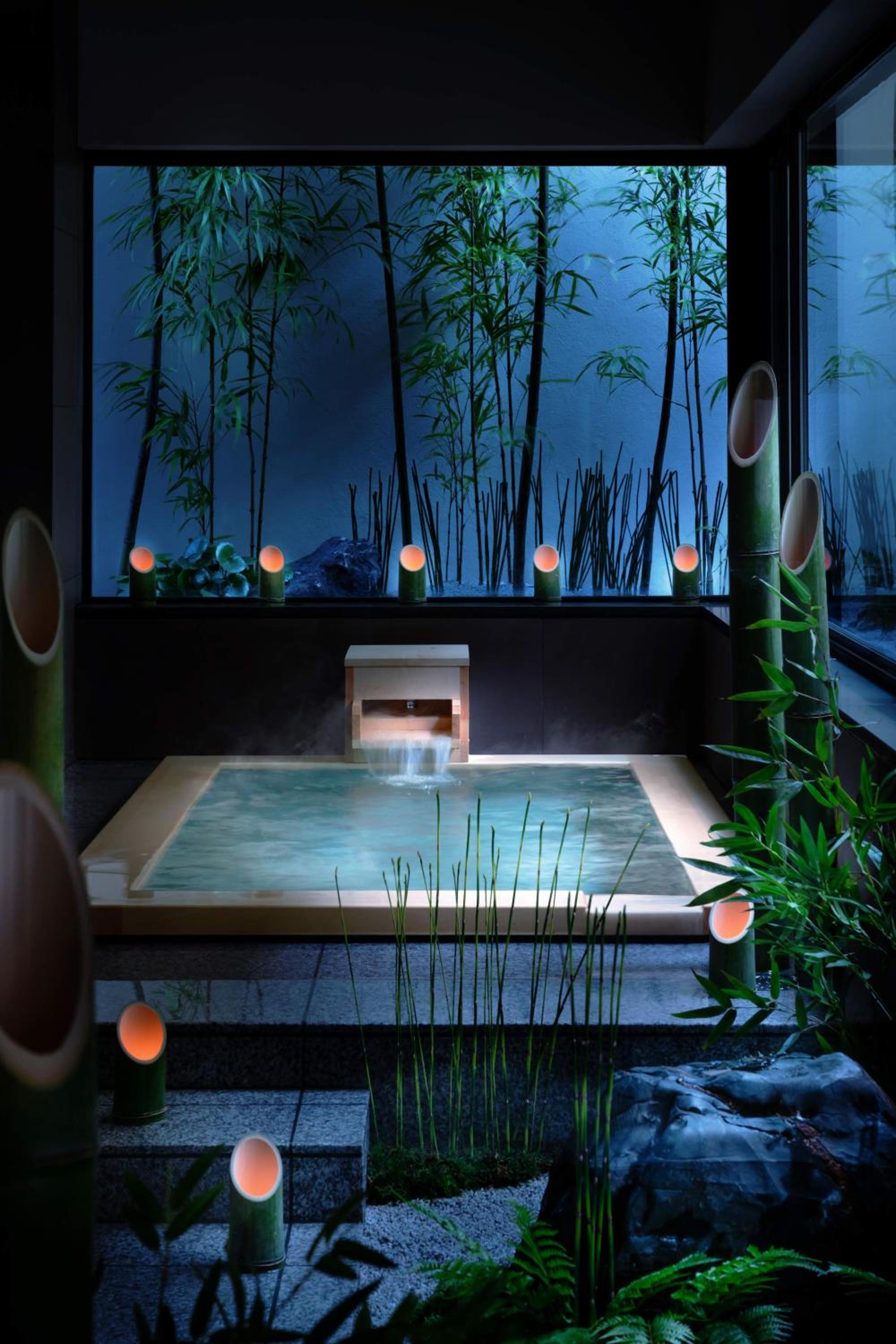 Suite - Photo 15