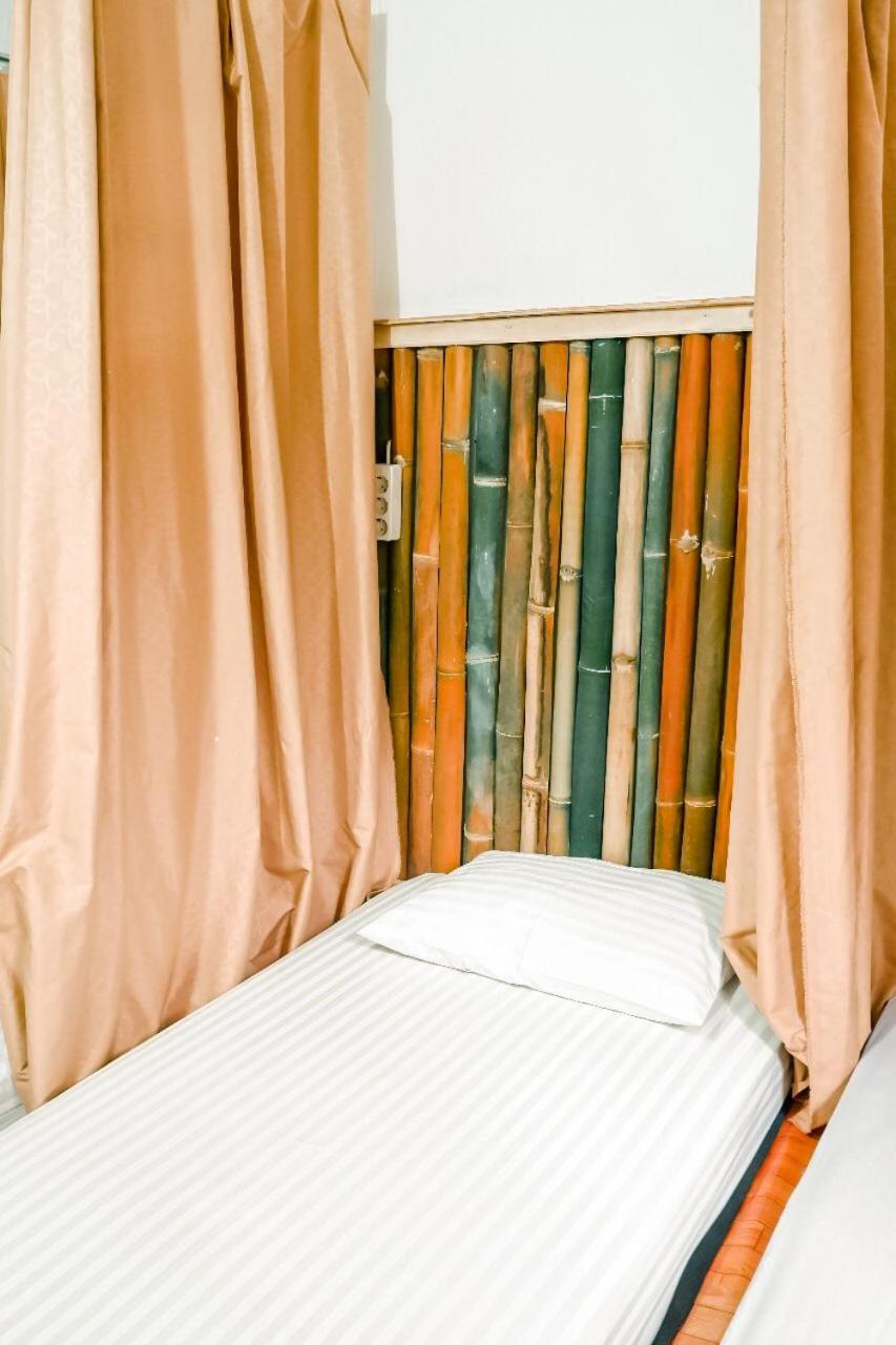 Standard King Room - Photo 4