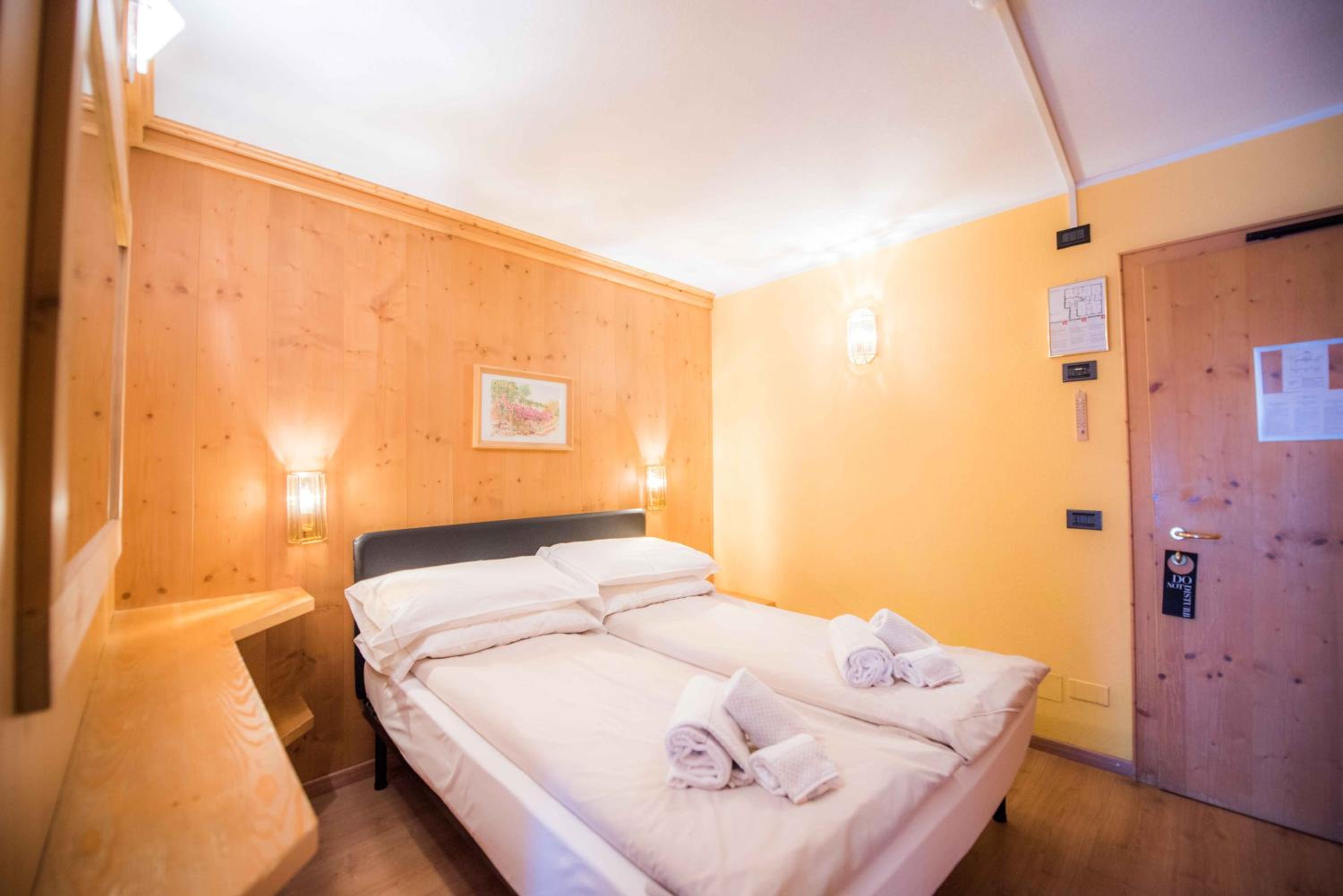 Superior Quadruple Room - Photo 2