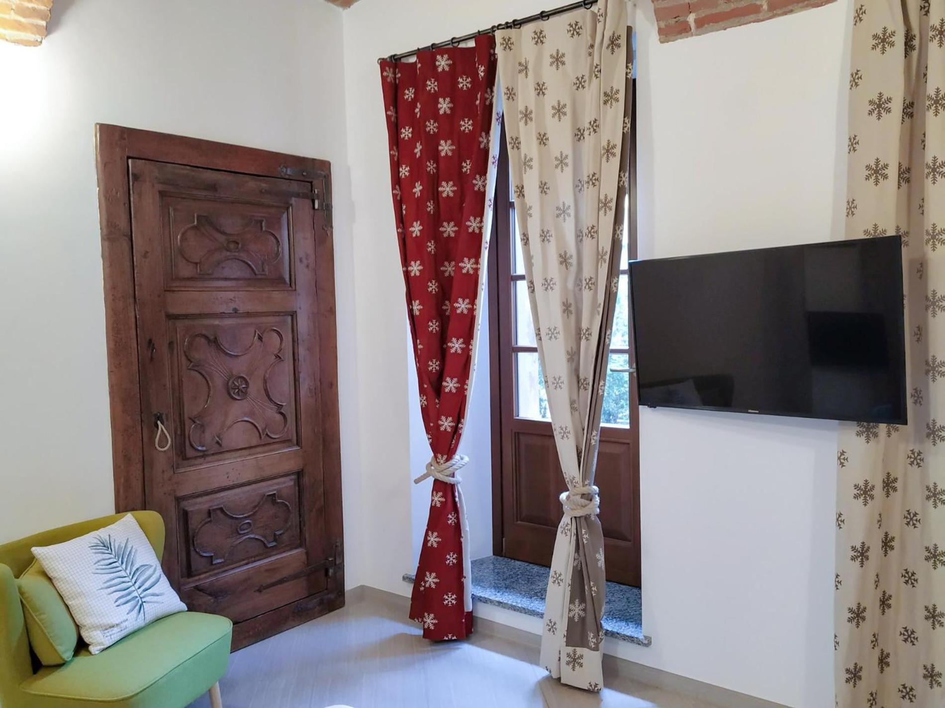 Double Room with Patio photo 3