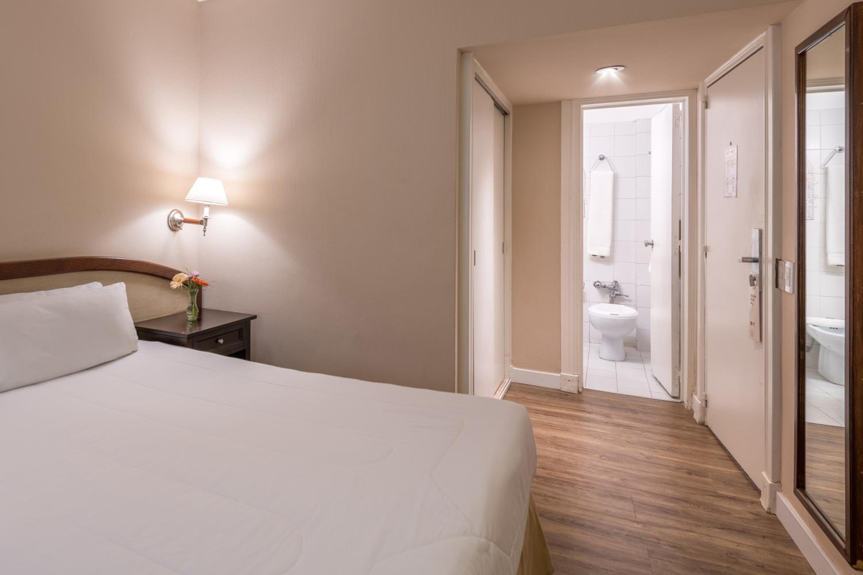 Double Room photo 3
