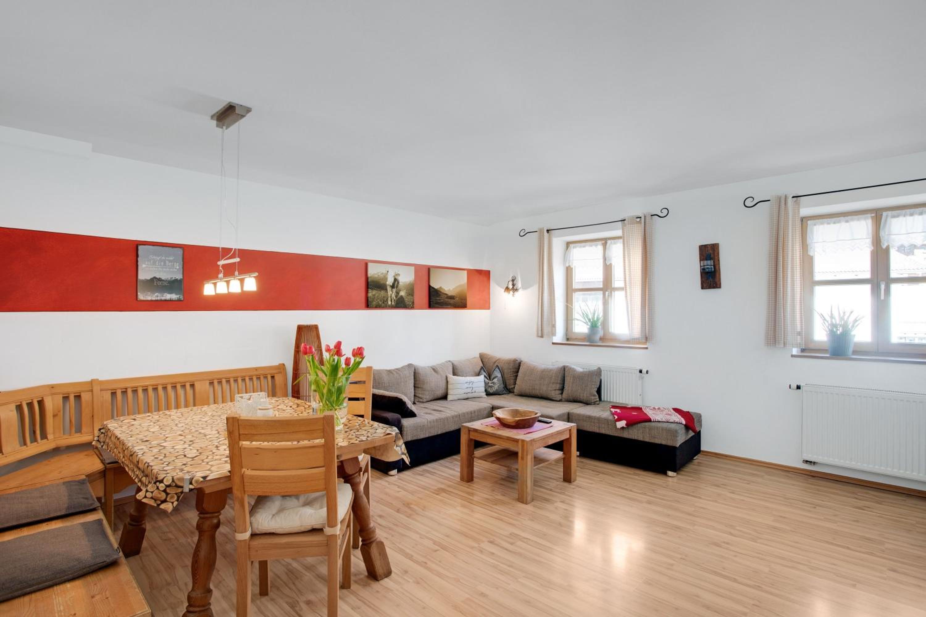 Two-Bedroom Deluxe Apartment with Garden View
