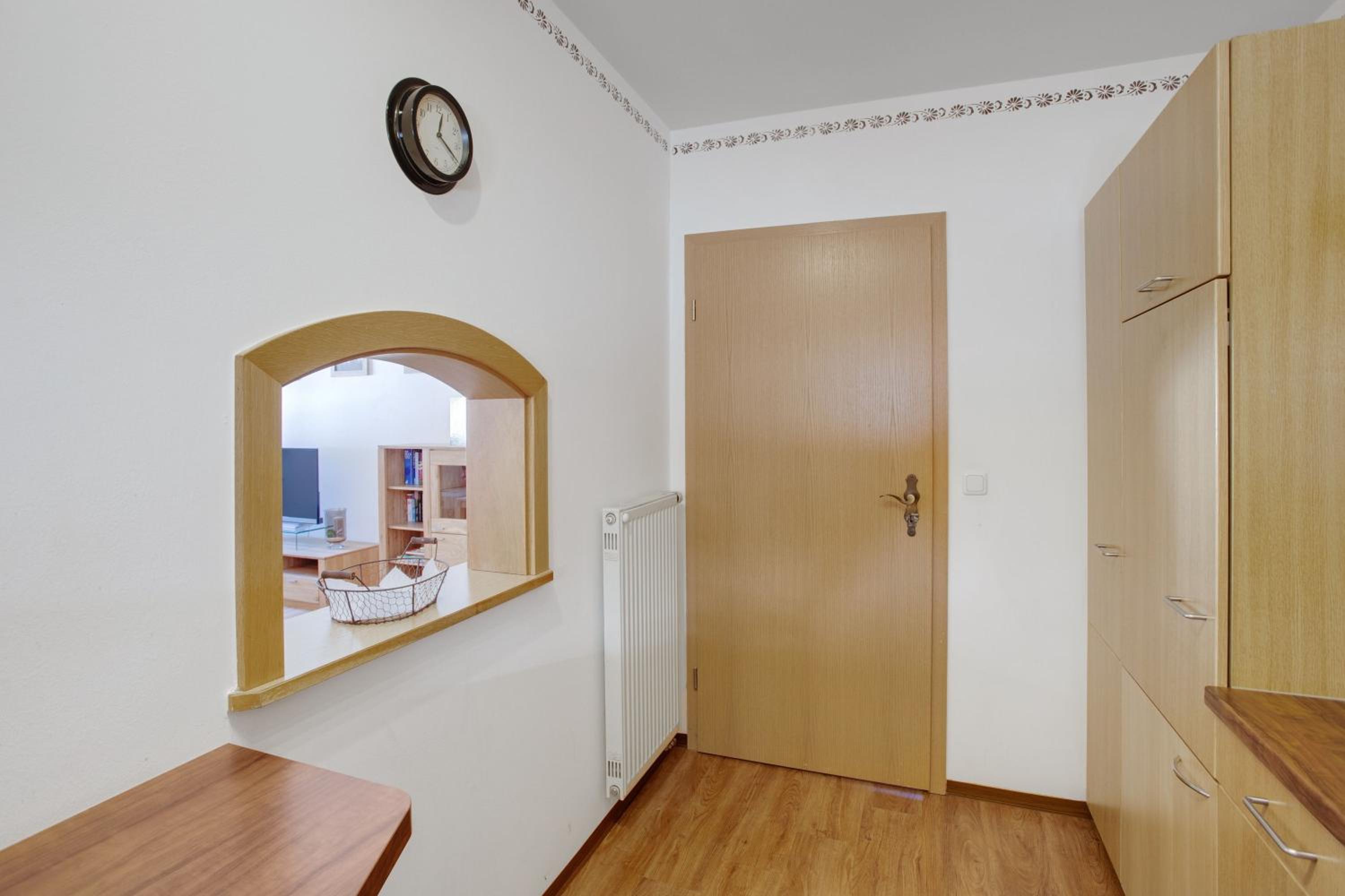 Two-Bedroom Deluxe Apartment with Garden View photo 3