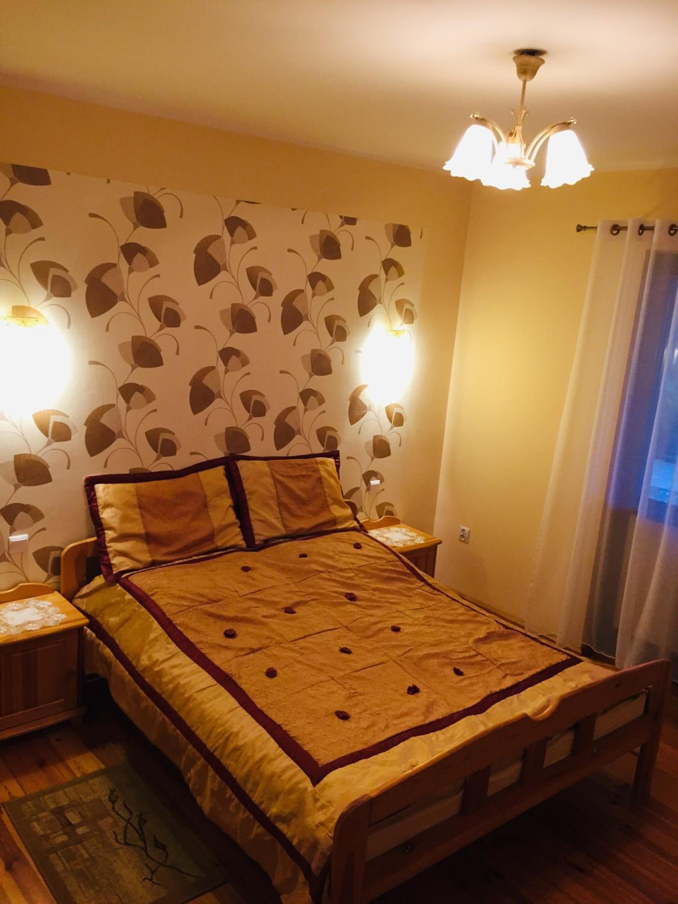 Double Room with Lake View - Photo 3