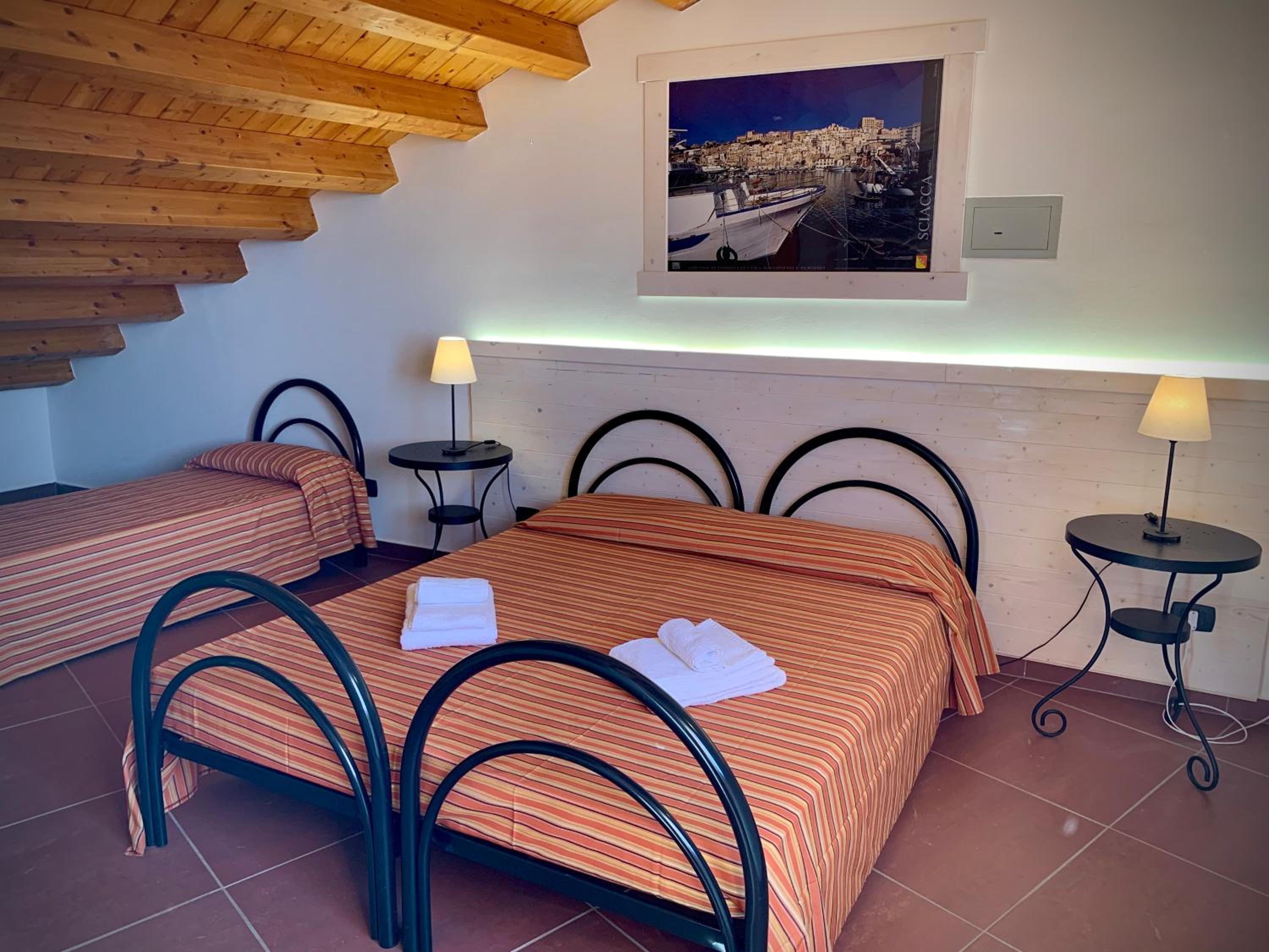One-Bedroom Apartment (5 Adults)