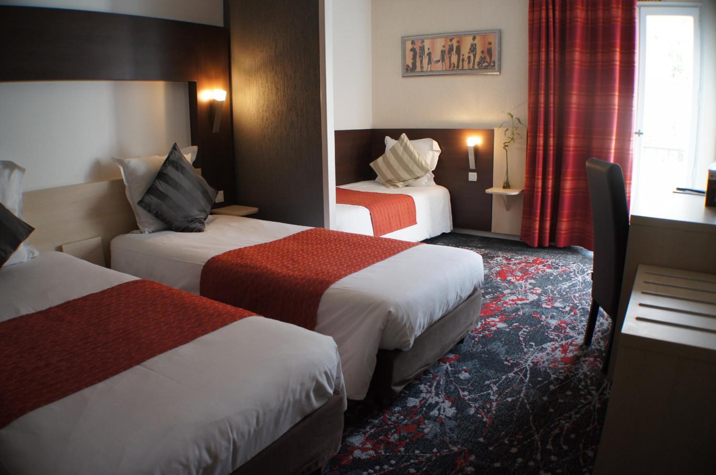Triple room - 3 single beds - Photo 6