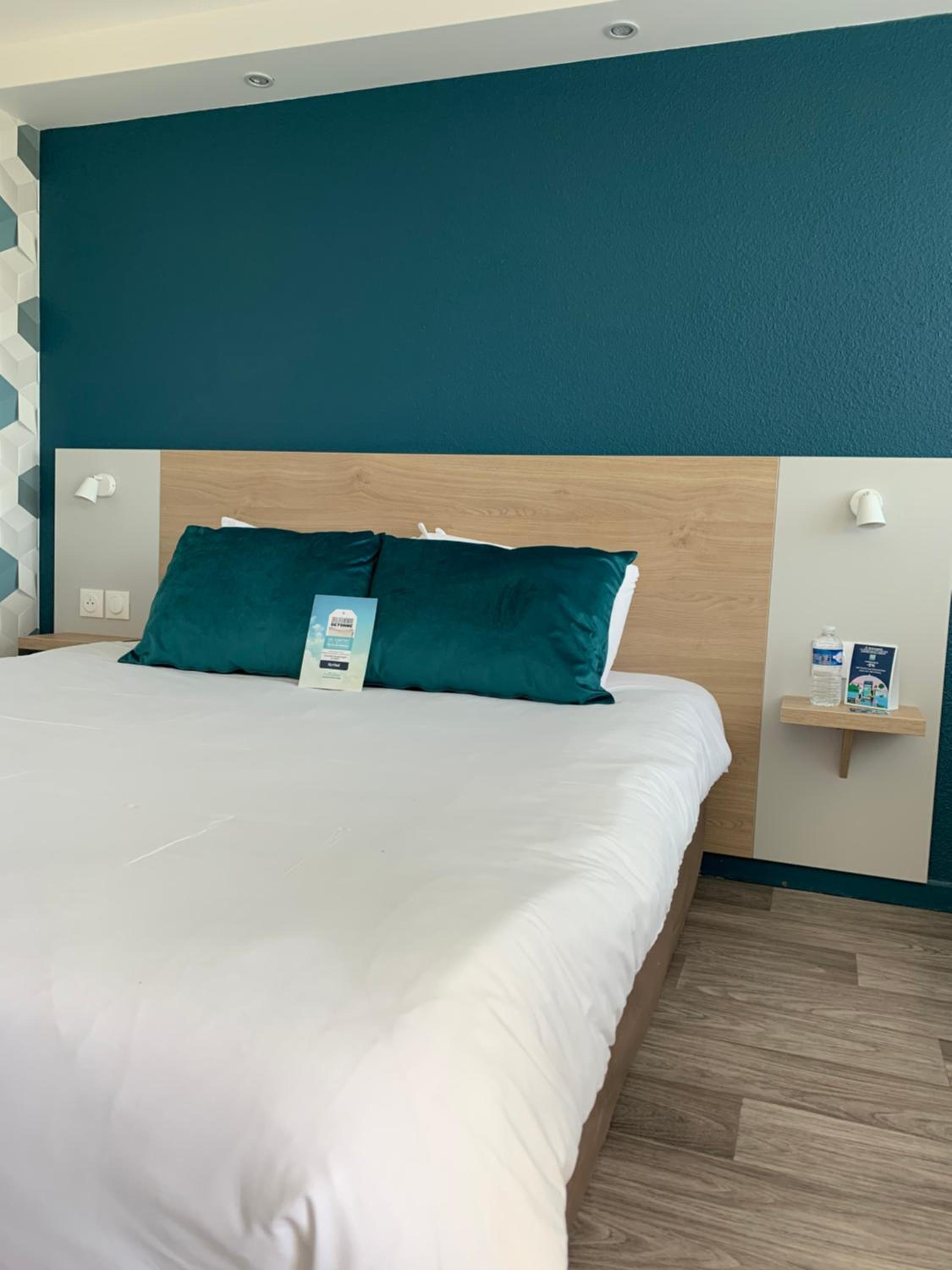 Double Room - Photo 1