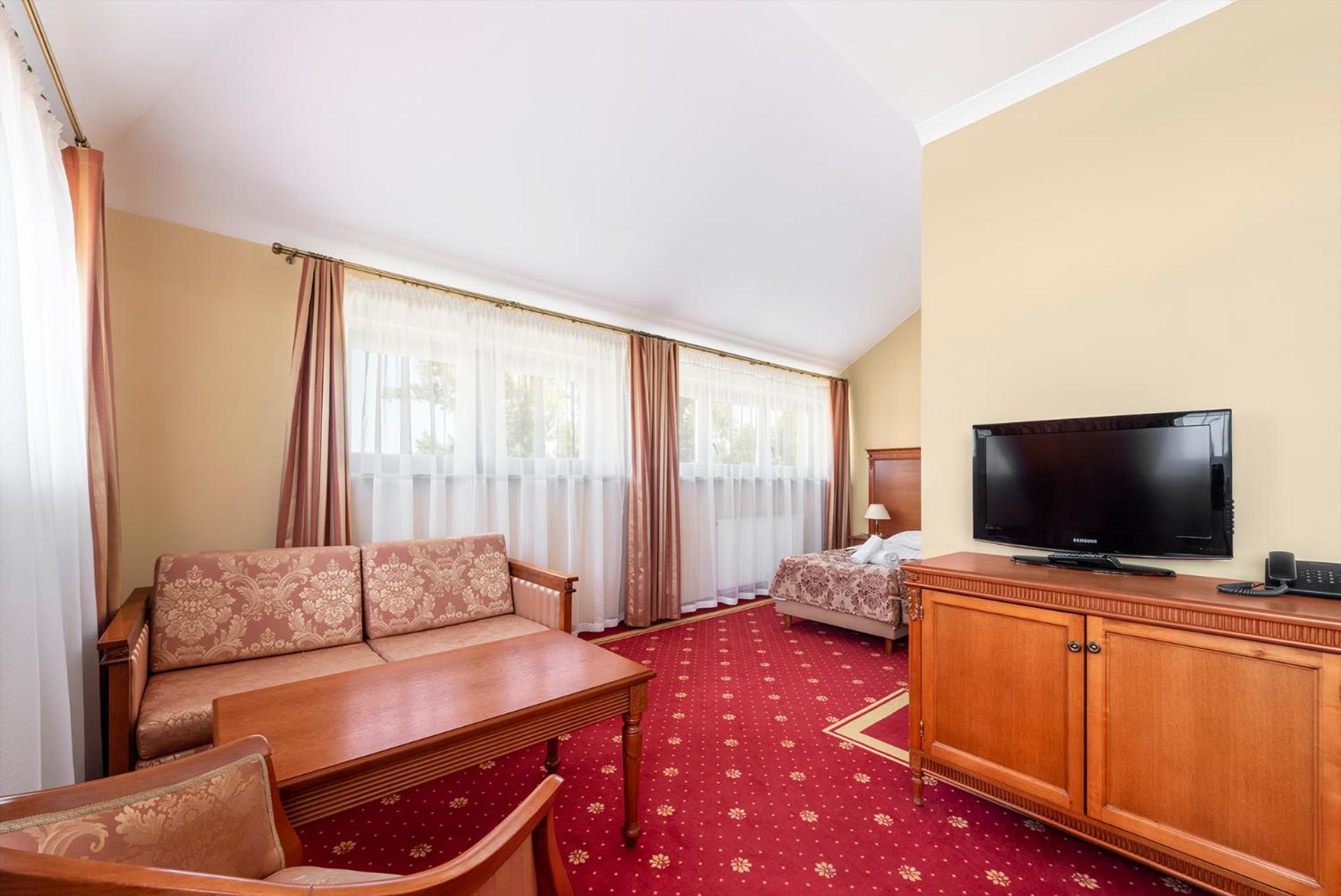 Deluxe Suite photo 3