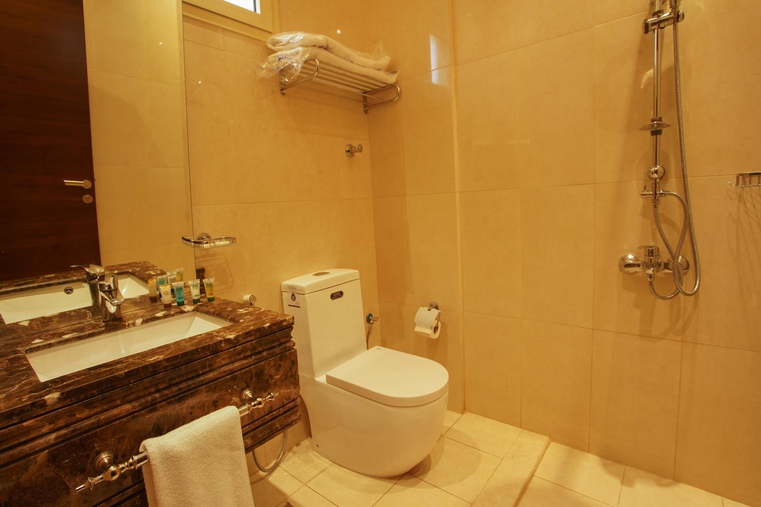 Superior King Room photo 3