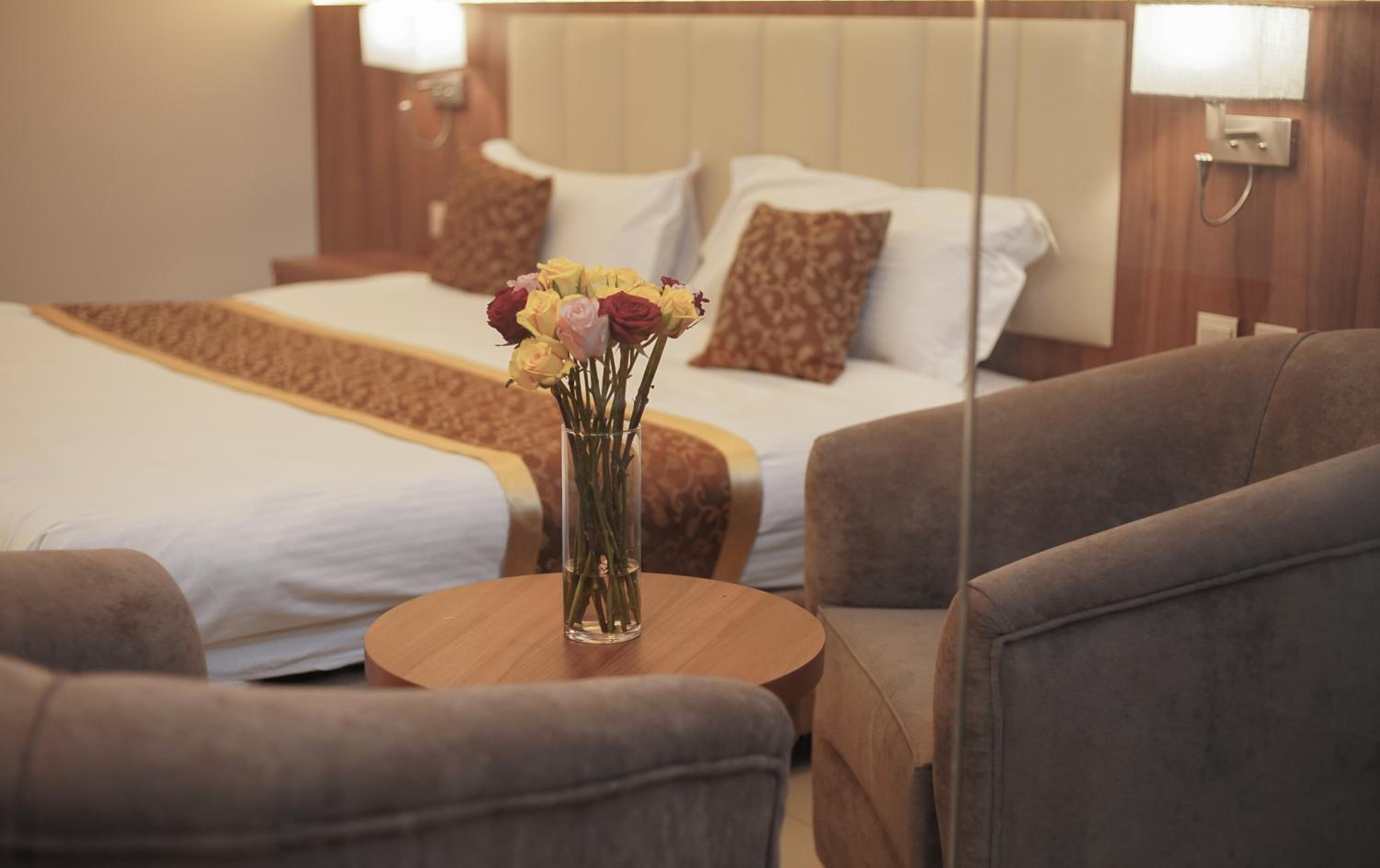Suite with Balcony photo 2