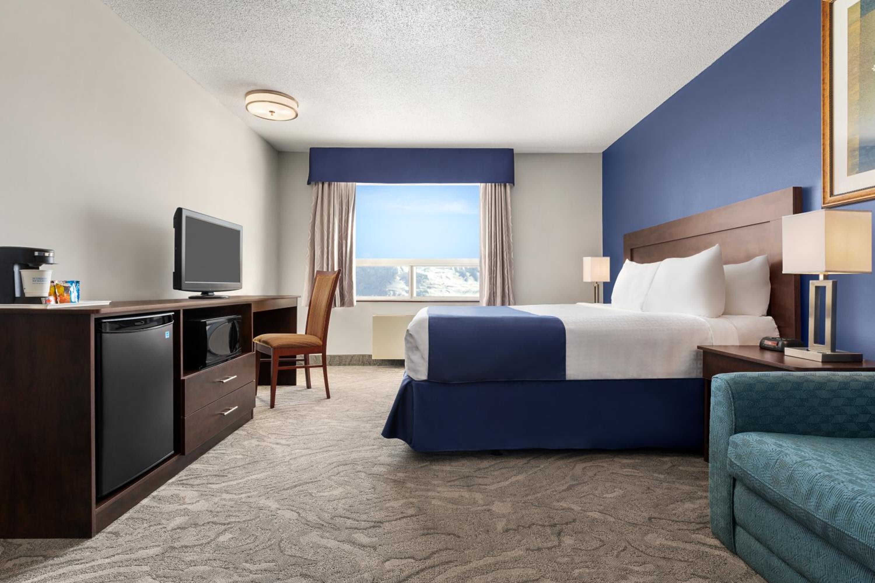 King Room - Non-Smoking - Photo 1