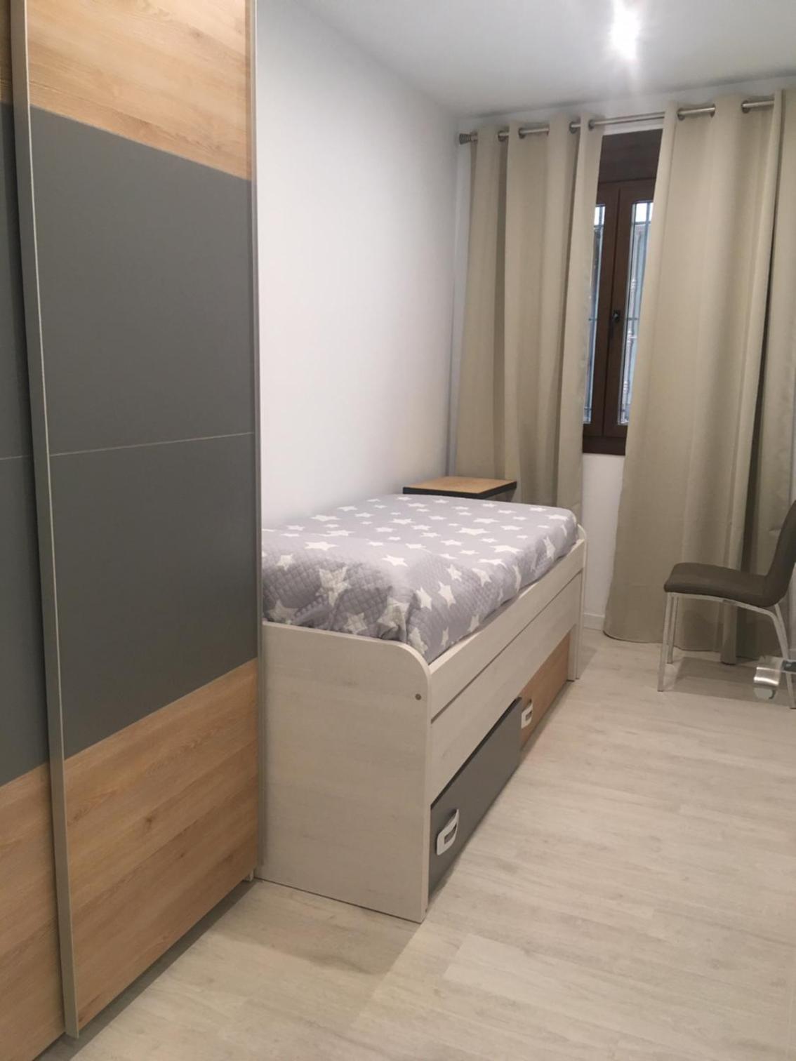 Two-Bedroom House - Photo 12