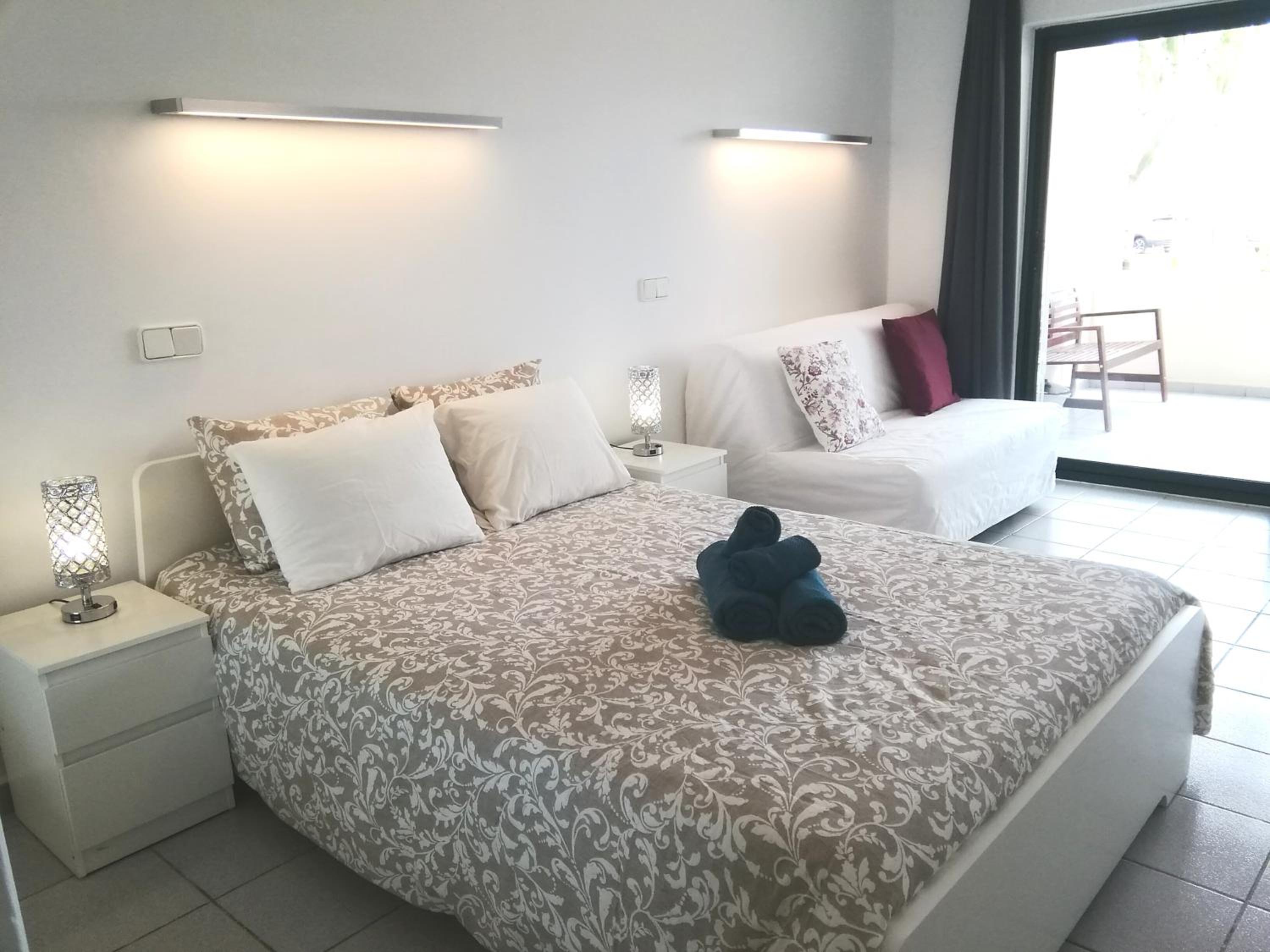Studio Apartment