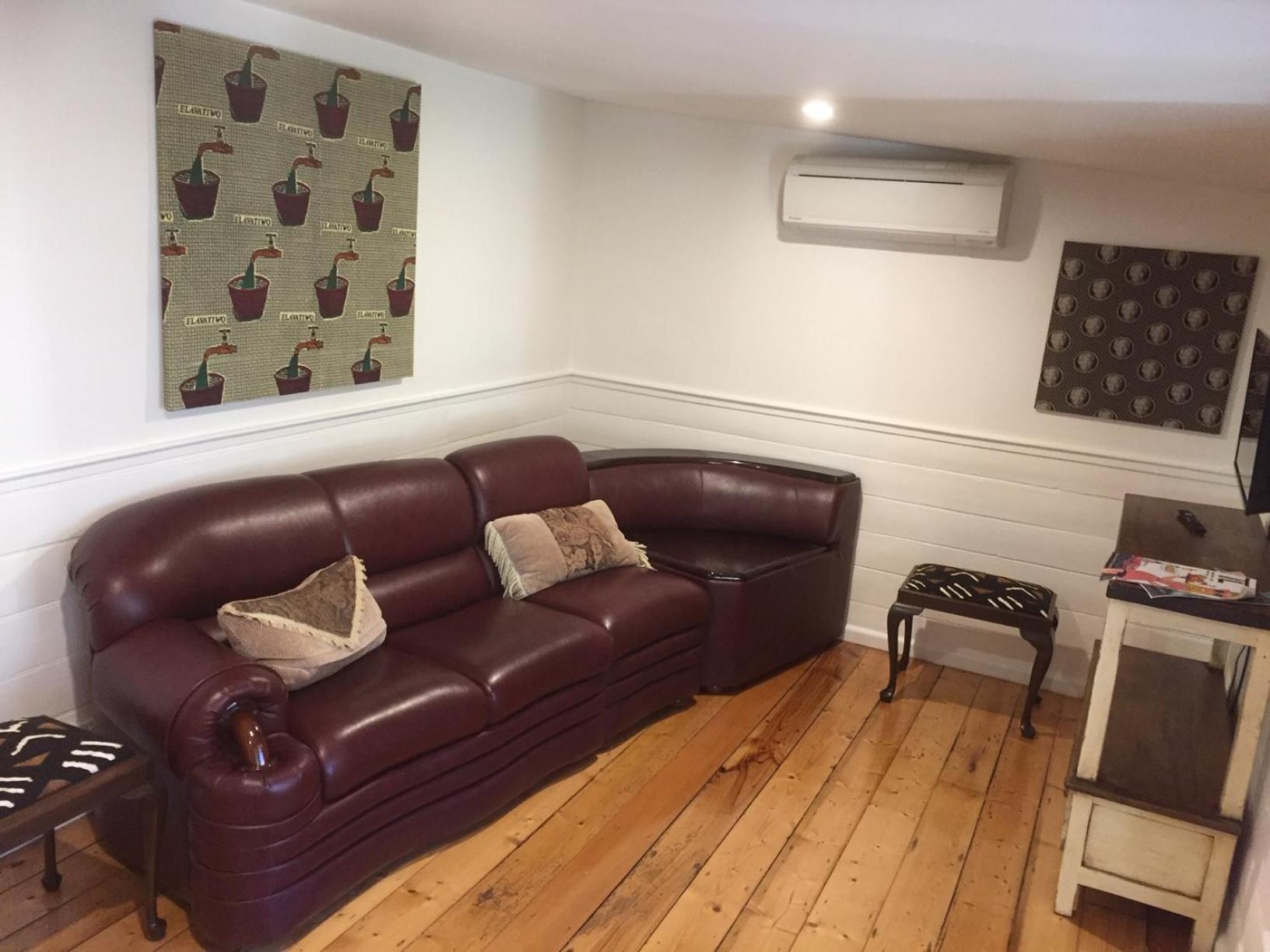 Two-Bedroom House photo 2