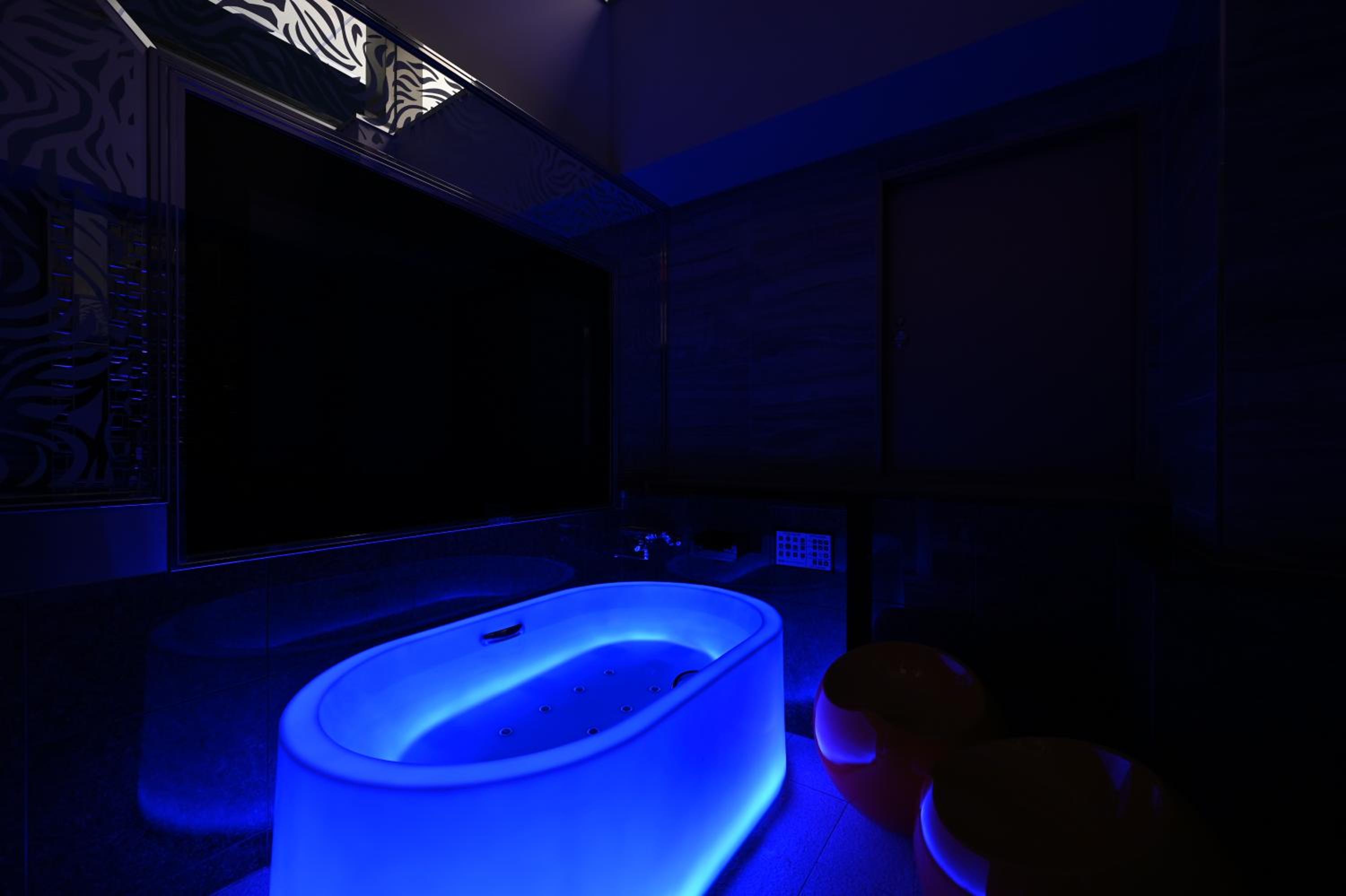 King Room with Spa Bath photo 2
