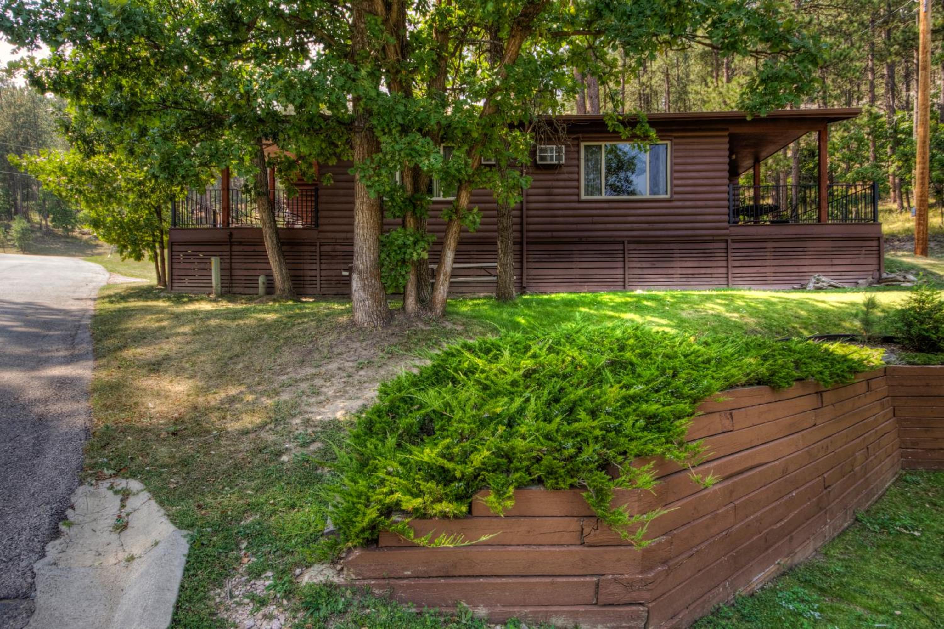 Settler Cabin- 2 Room Cabin (Duplex) photo 3