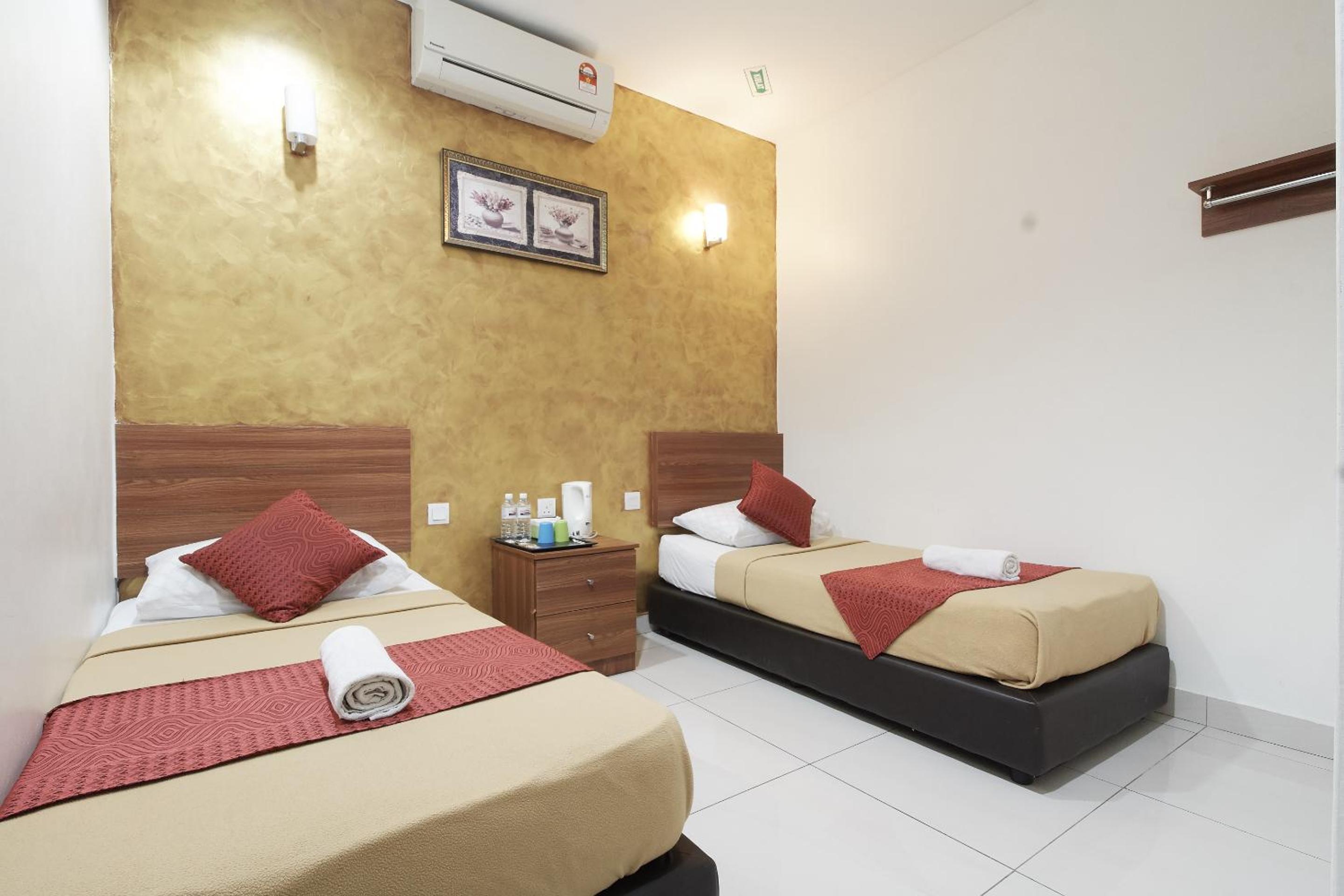 Budget Twin Room photo 1