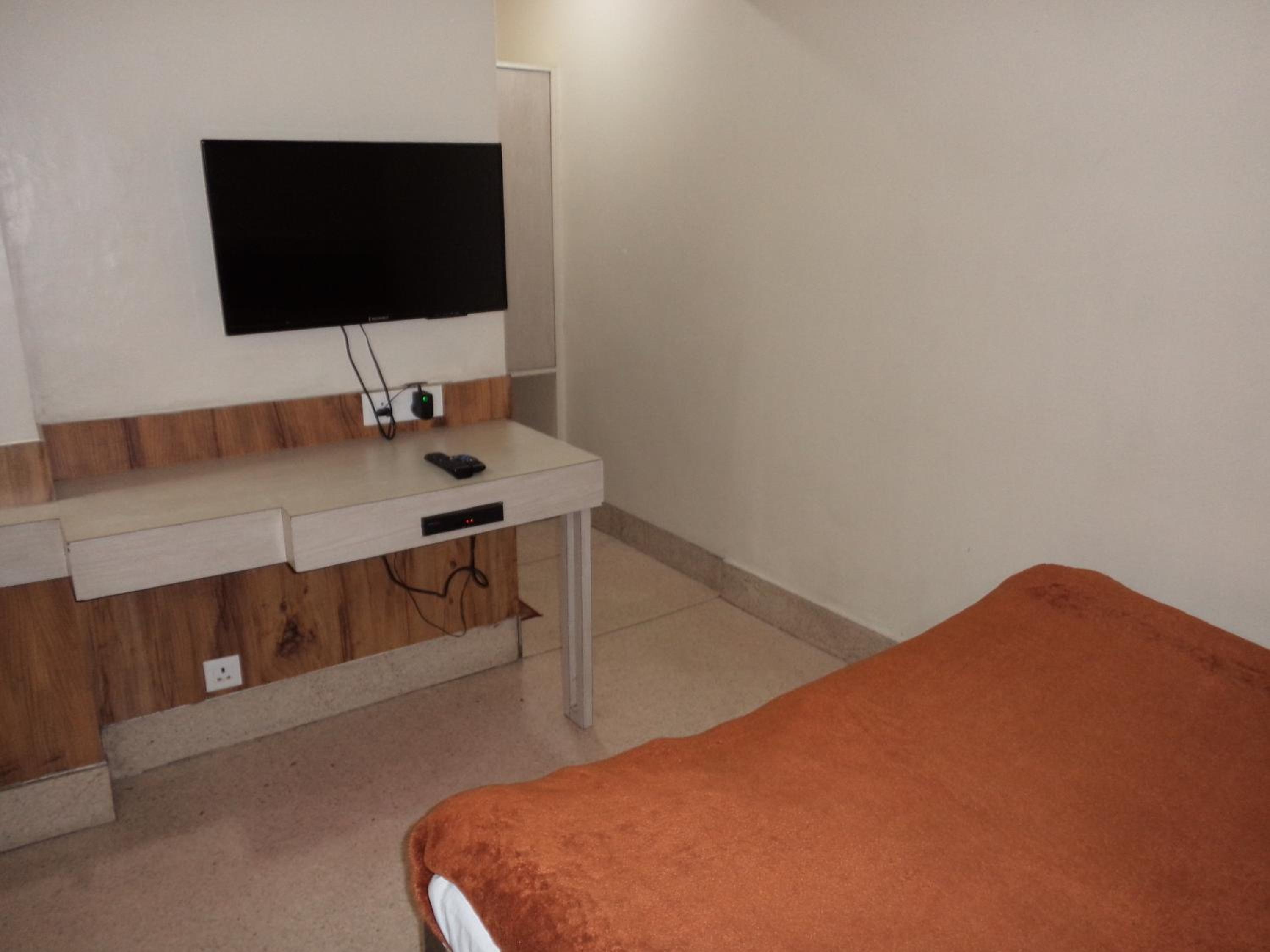 Deluxe Queen Room With Two Queen Beds