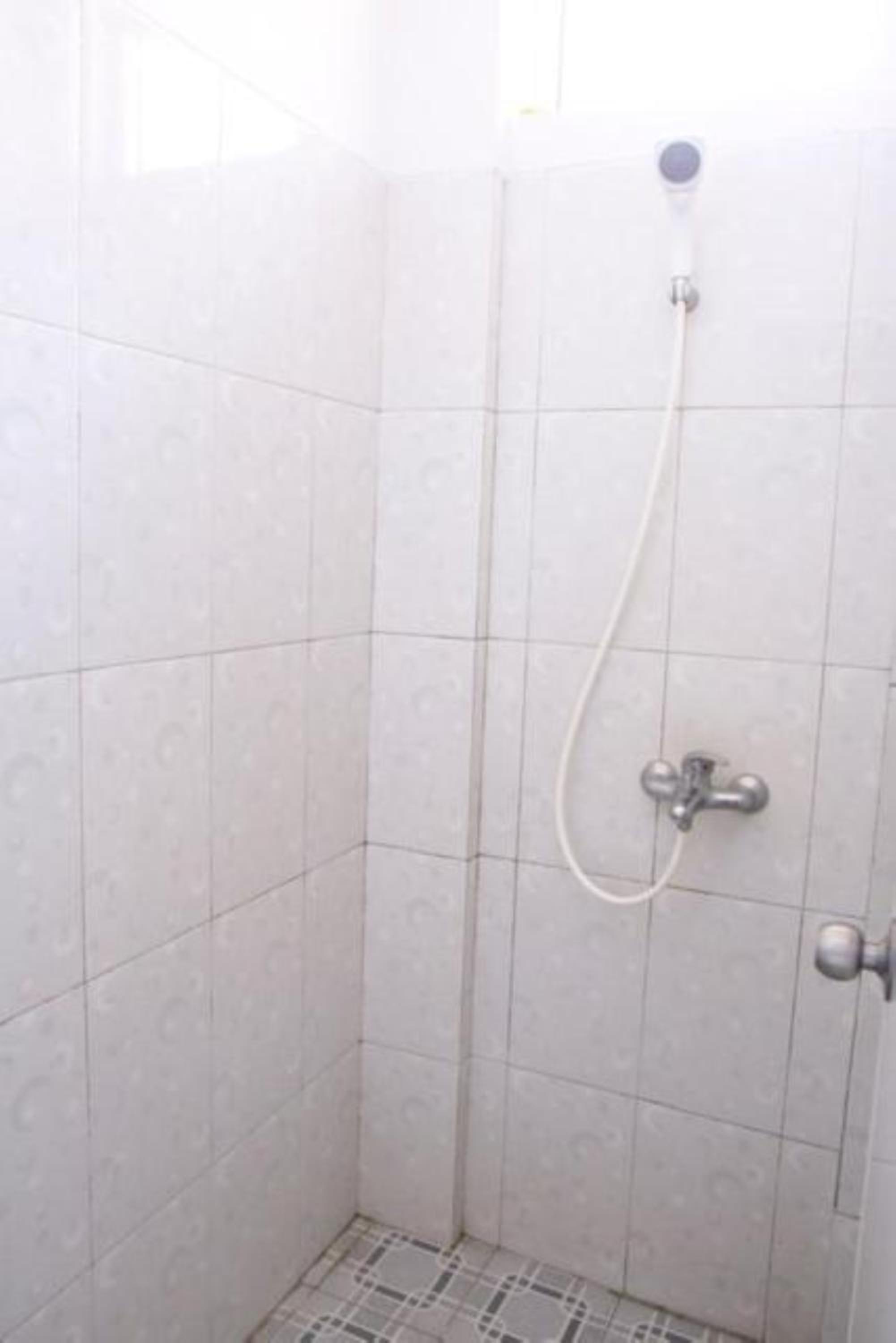 Standard Double Room - Photo 2