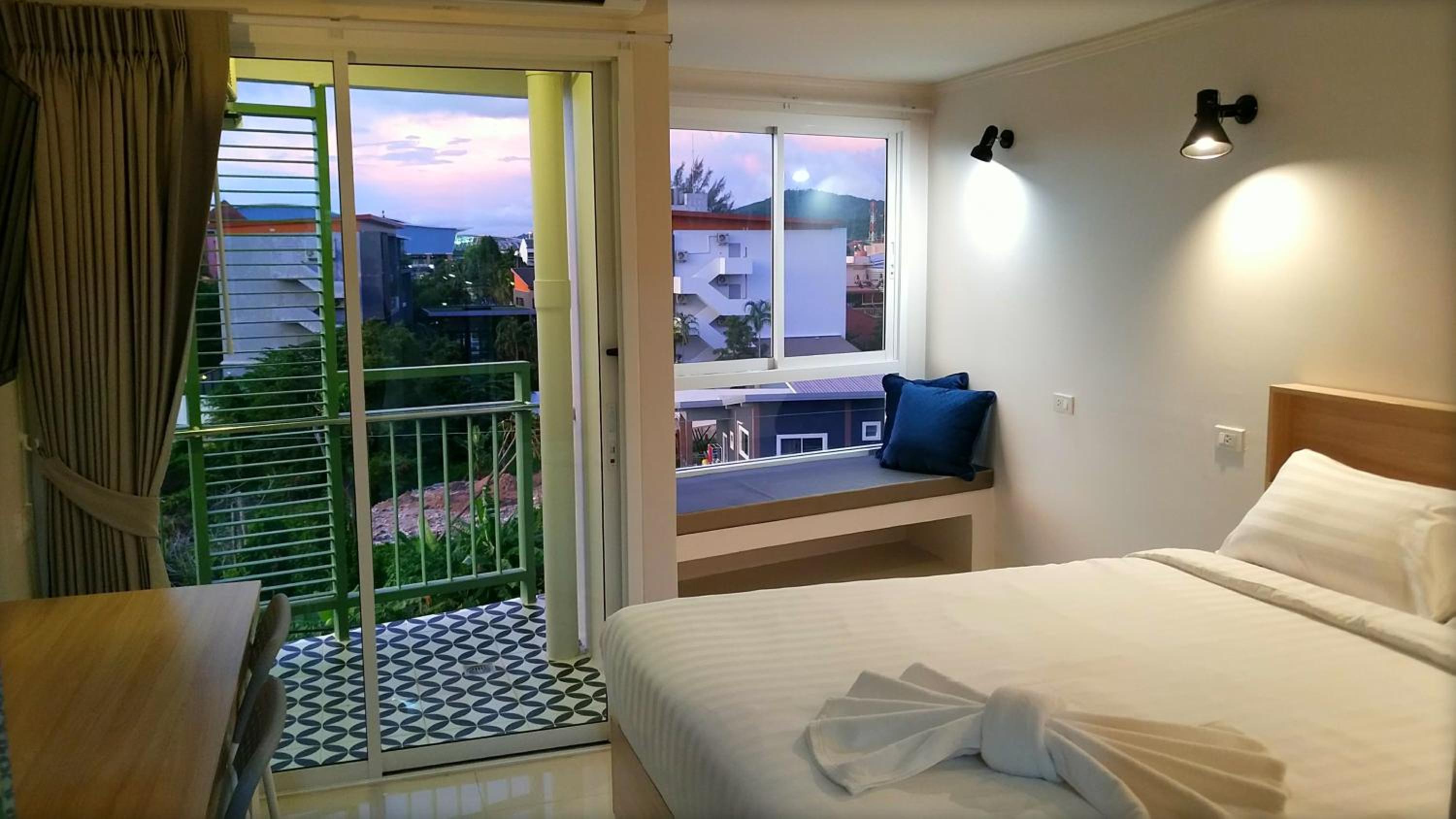 Deluxe Double Room - Photo 3