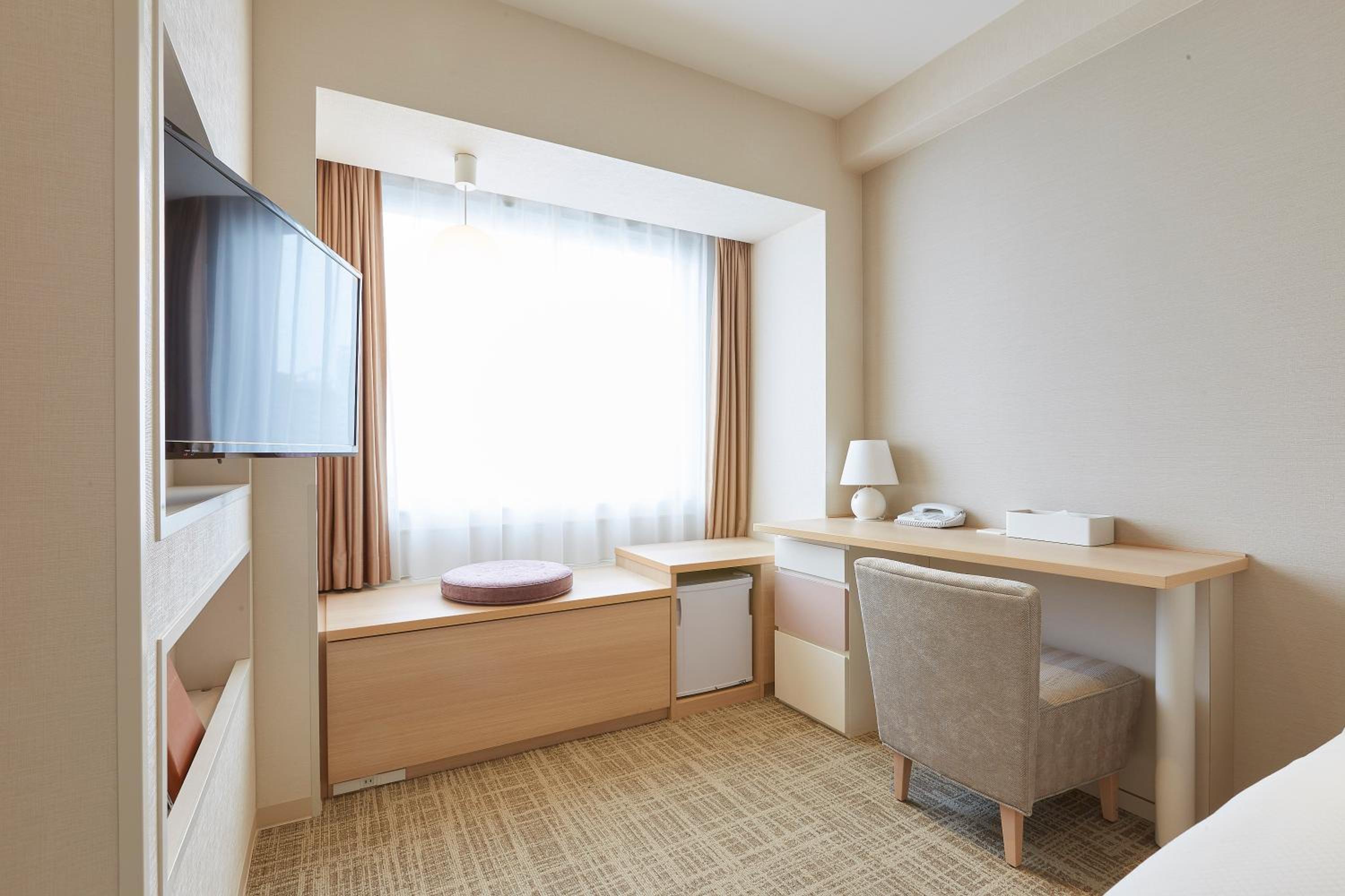 Standard Double Room - Non-Smoking - Photo 3