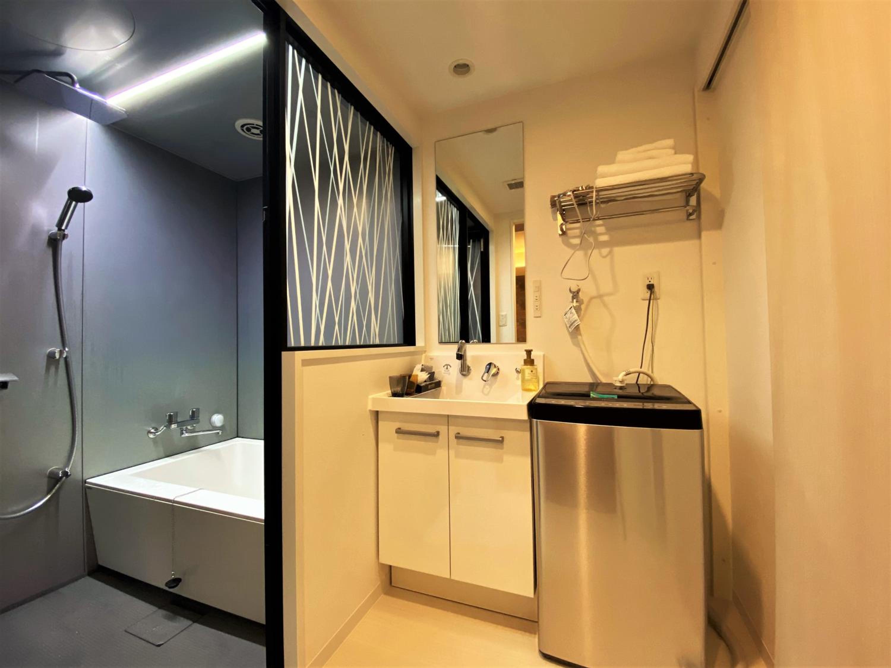 Superior Twin Room - Photo 6