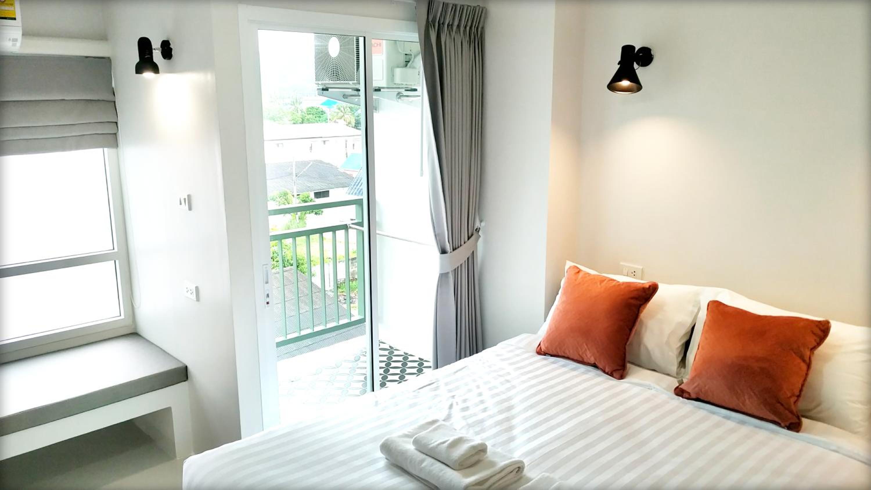 Deluxe Double Room - Photo 8