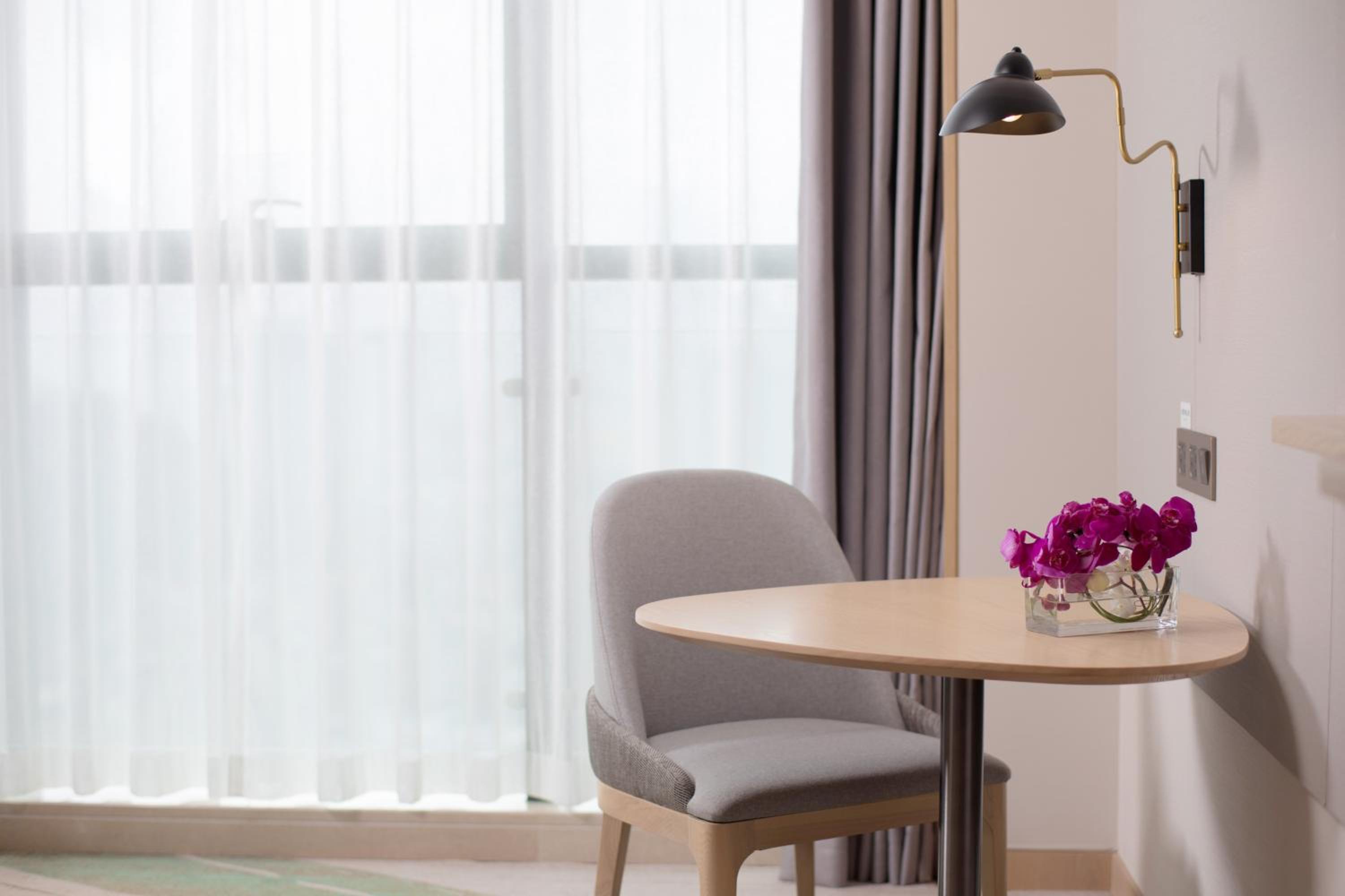 Premium Twin Room - Photo 6