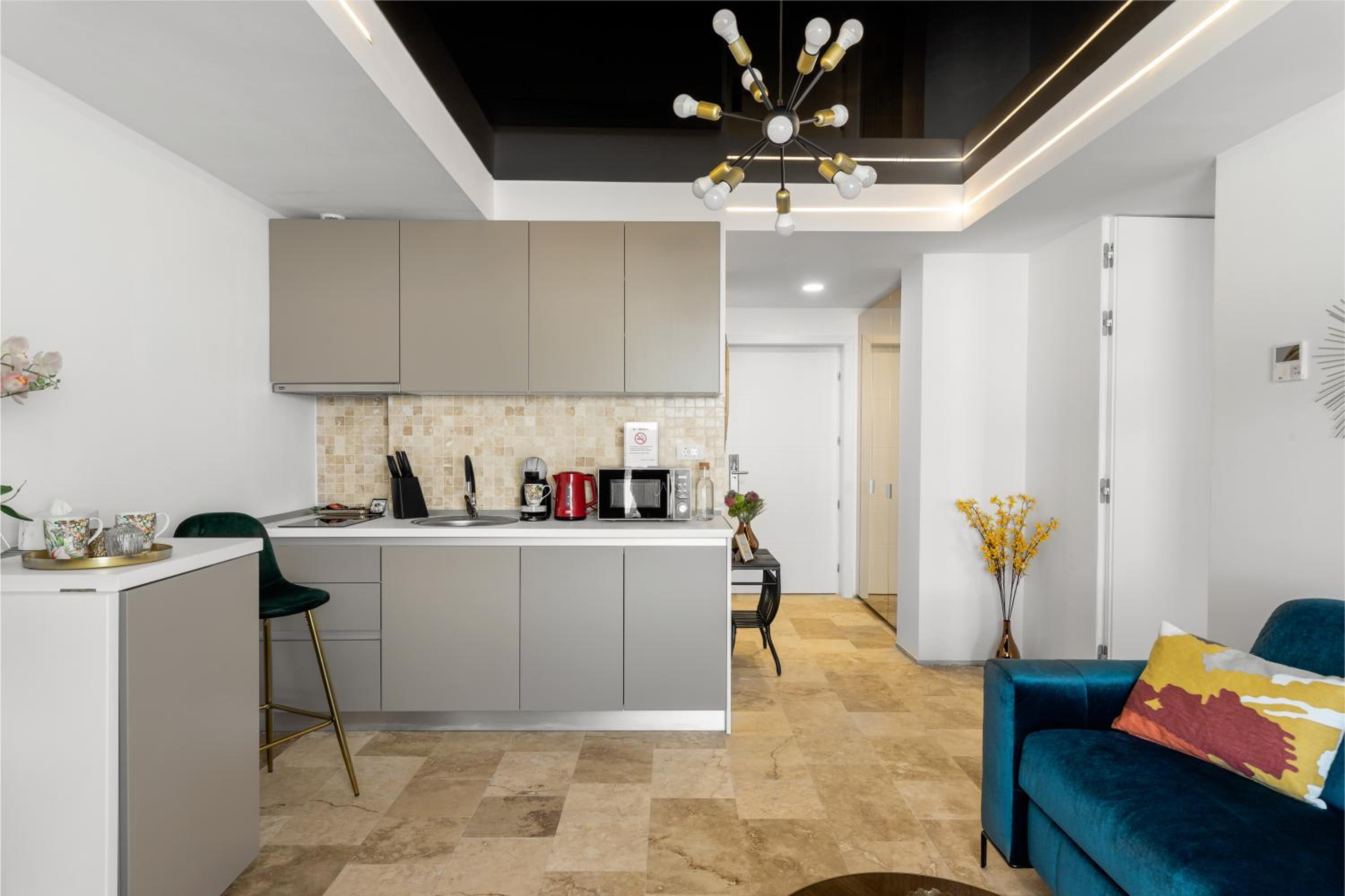 One Bedroom Comfort Apartment - Photo 3