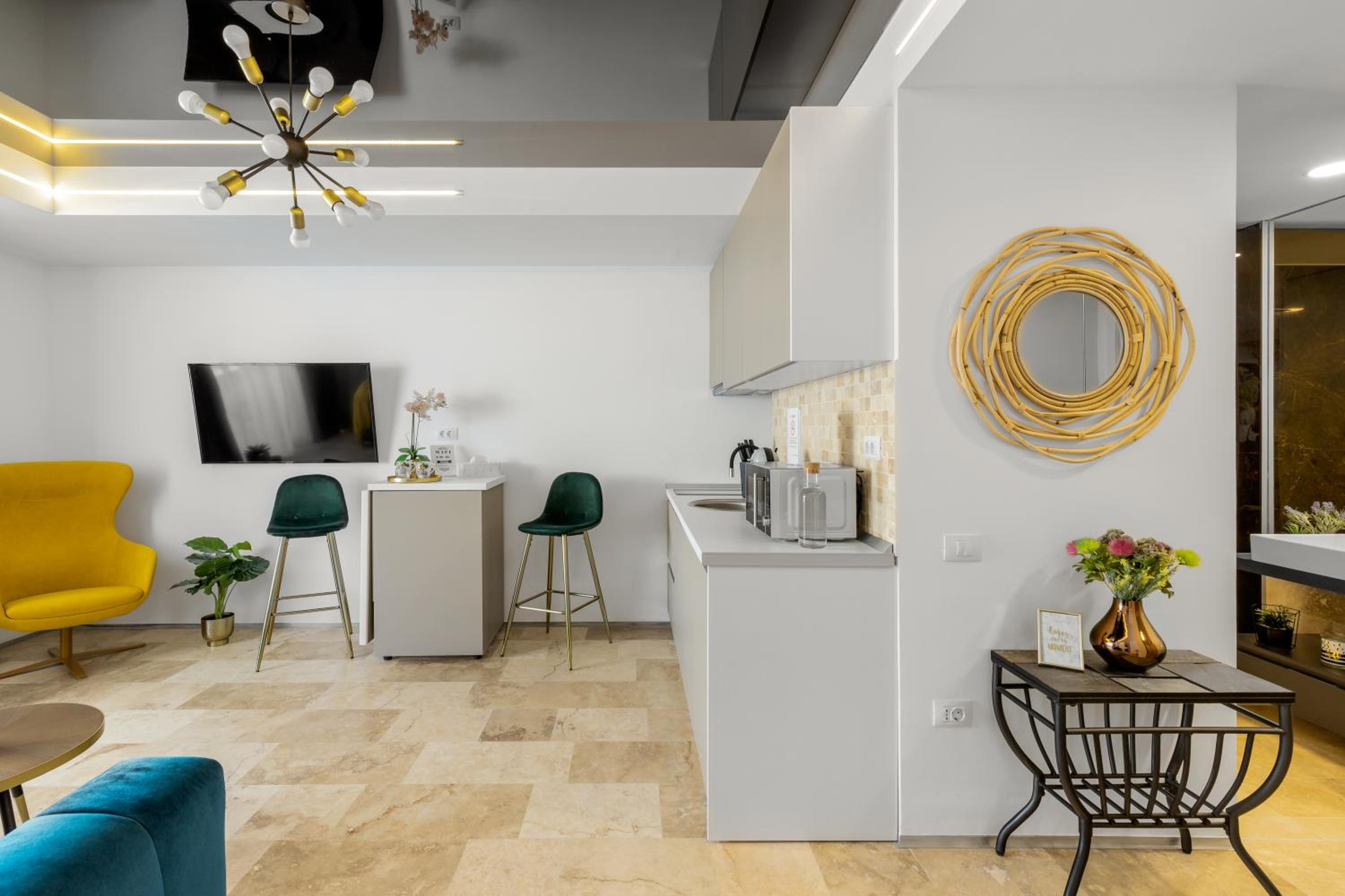 One Bedroom Comfort Apartment - Photo 2