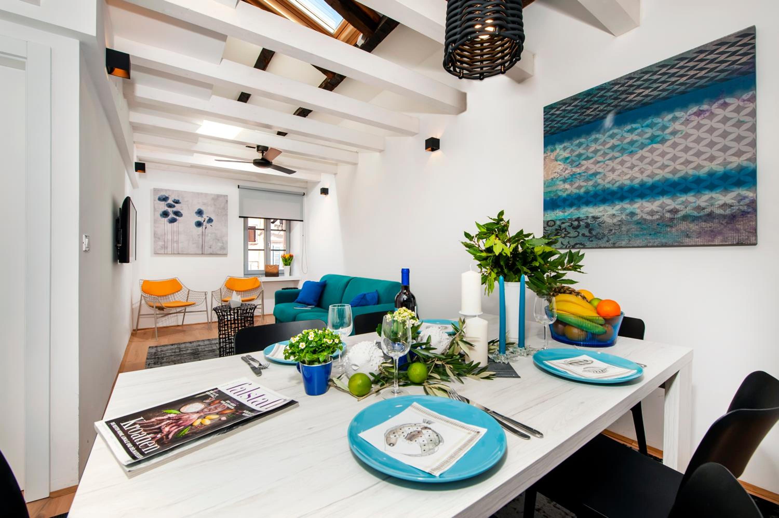 Two-Bedroom Apartment - Photo 9