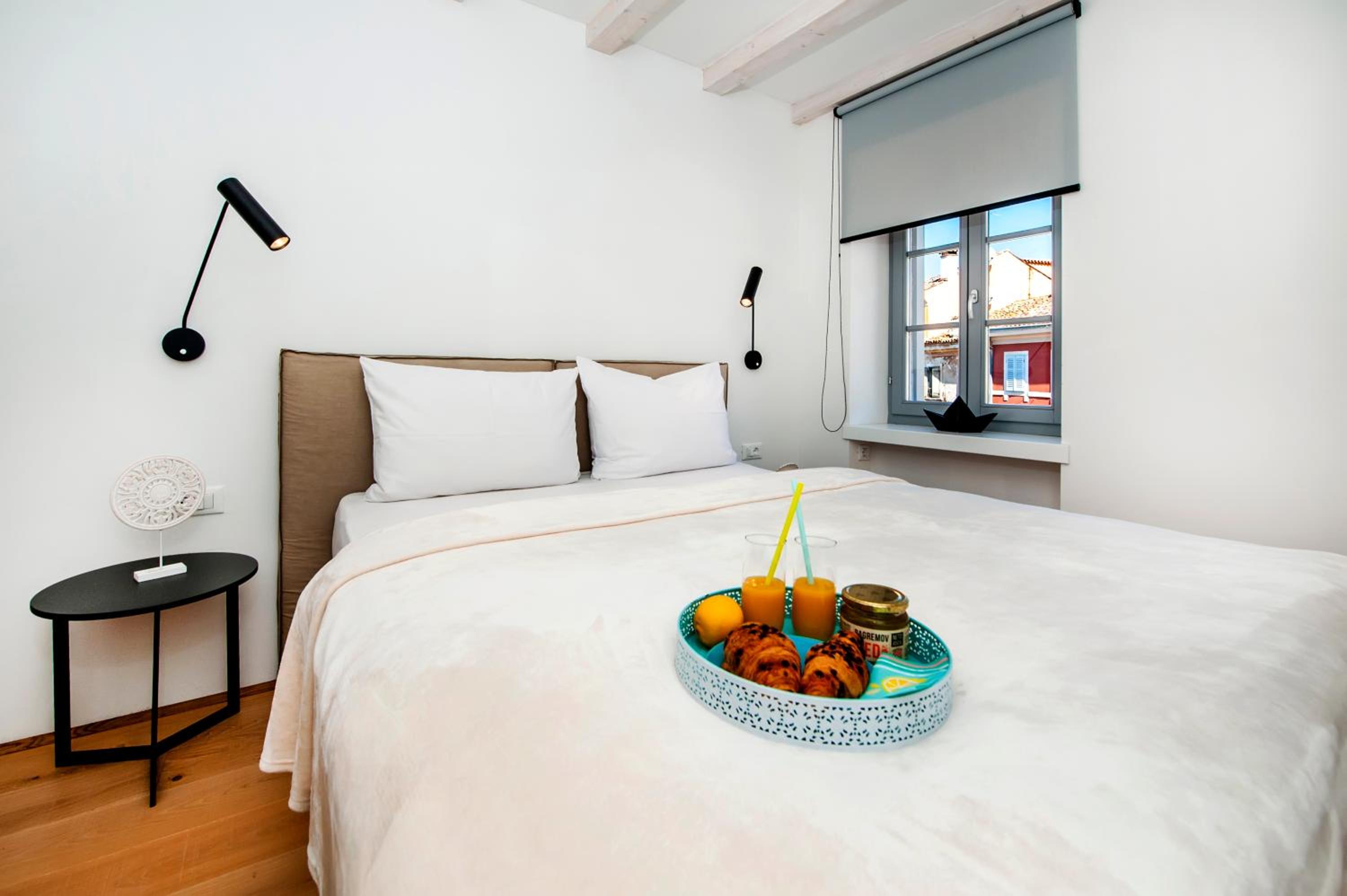 Two-Bedroom Apartment - Photo 32