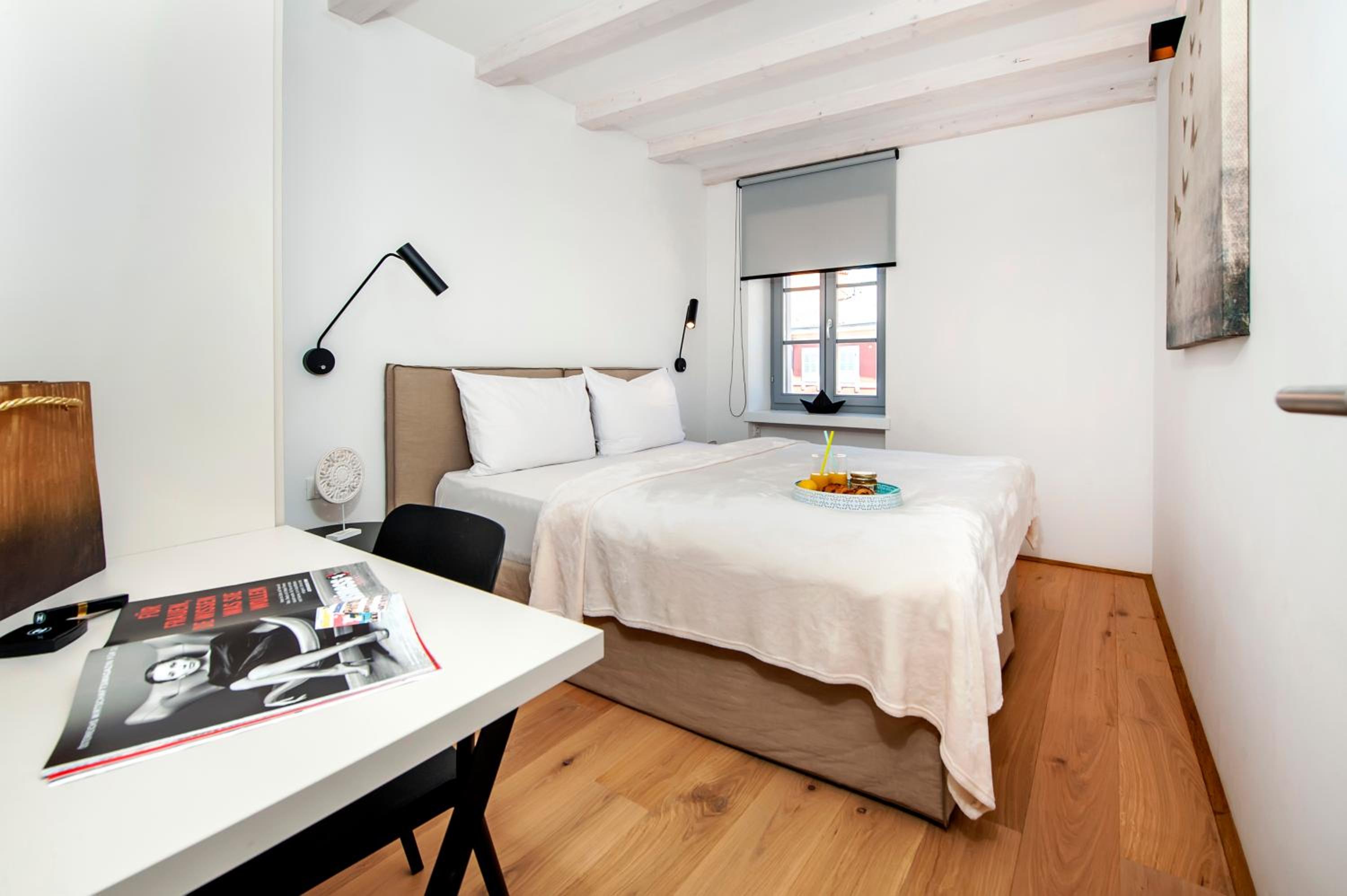 Two-Bedroom Apartment - Photo 18