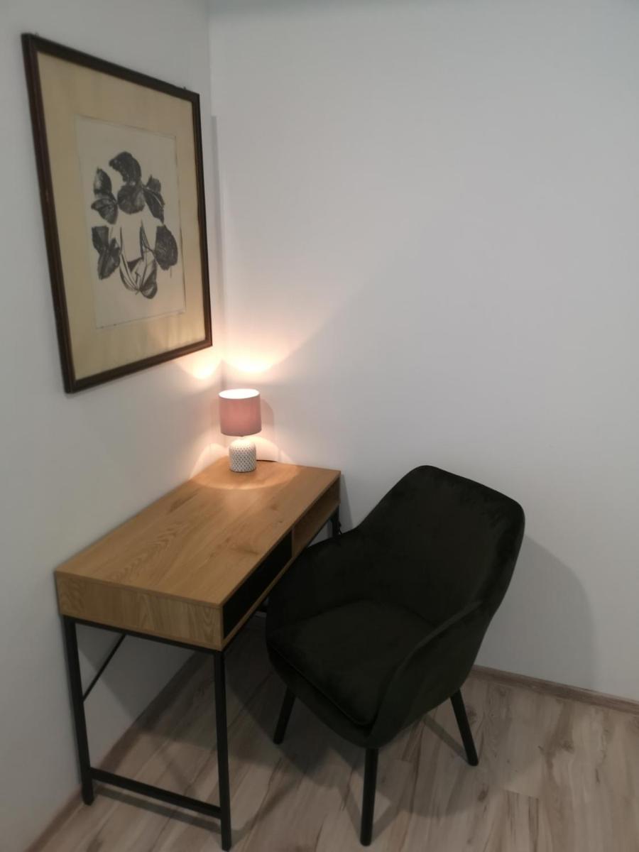 Two-Bedroom Apartment - Photo 3