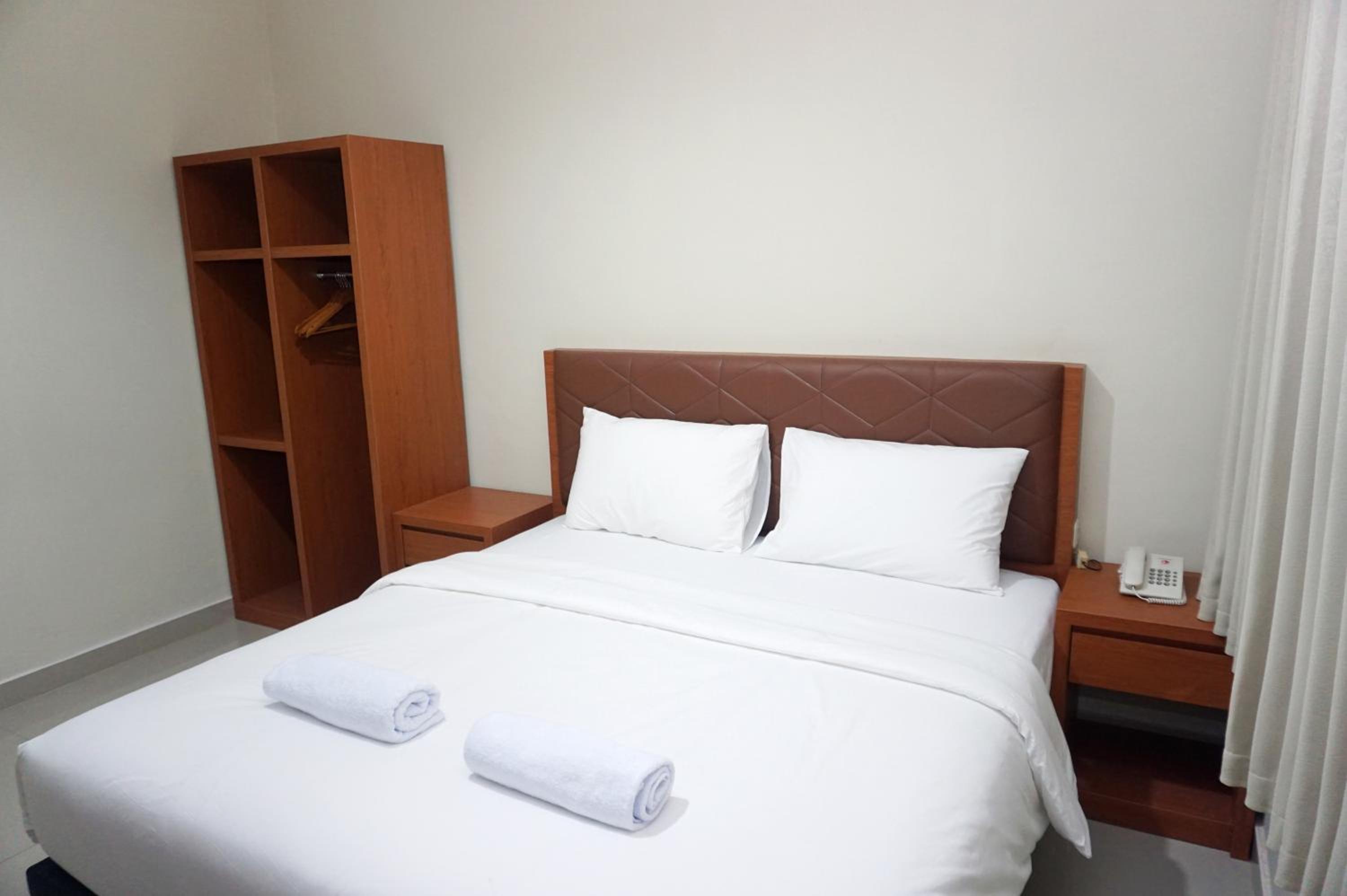 Double Room - Photo 6