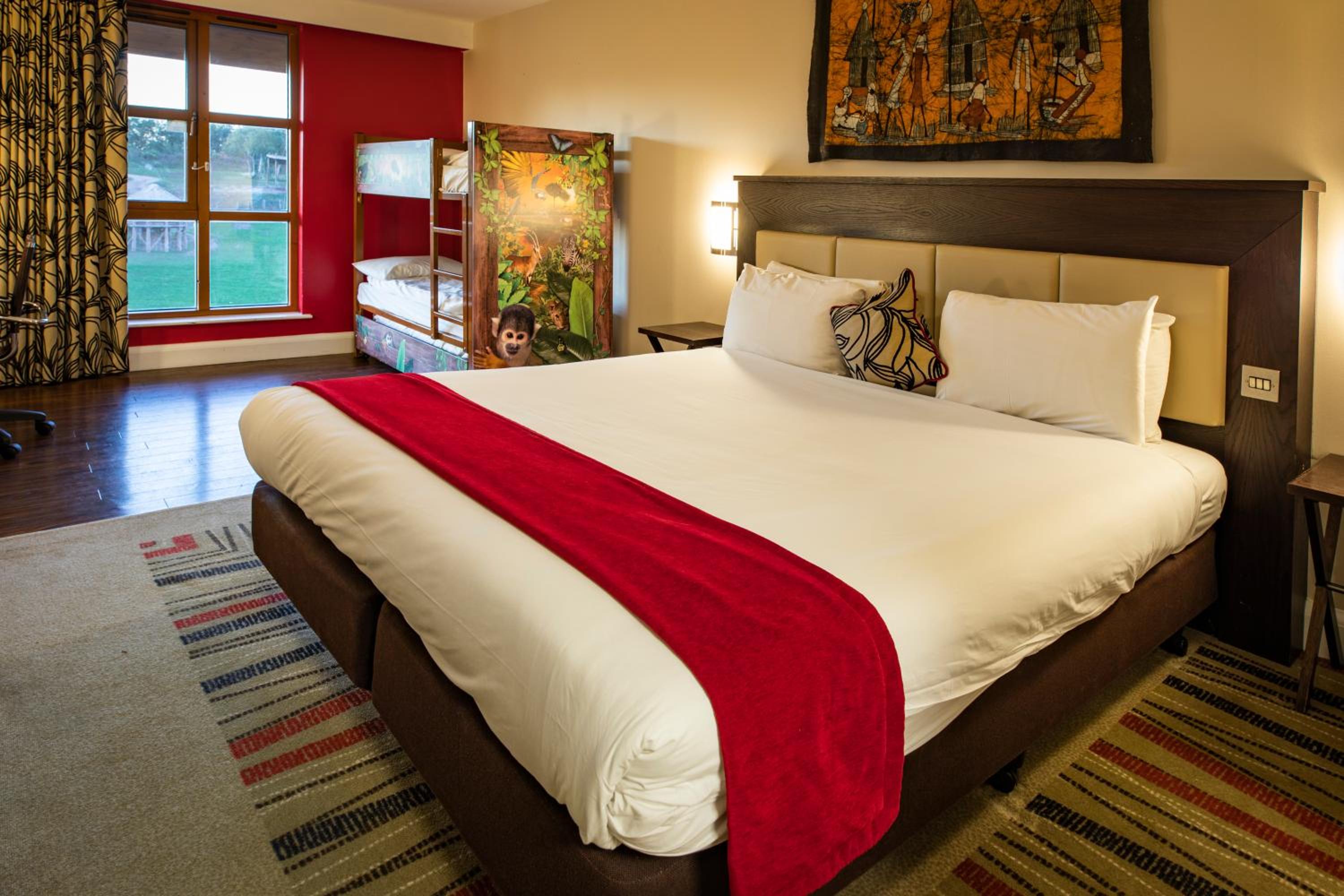 Safari King Family Room with Bunk Beds and Wanyama View
