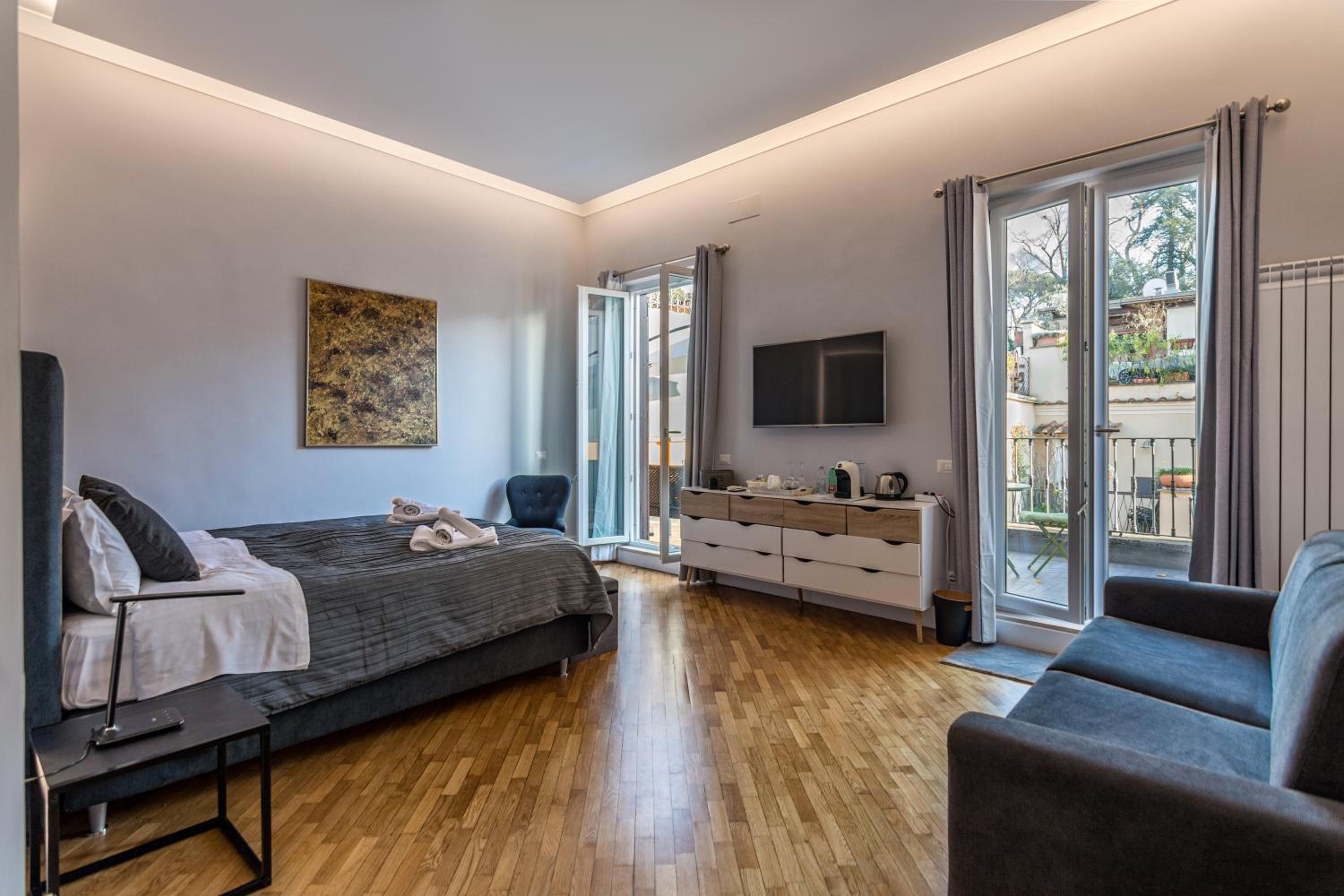 Quadruple Room with Balcony