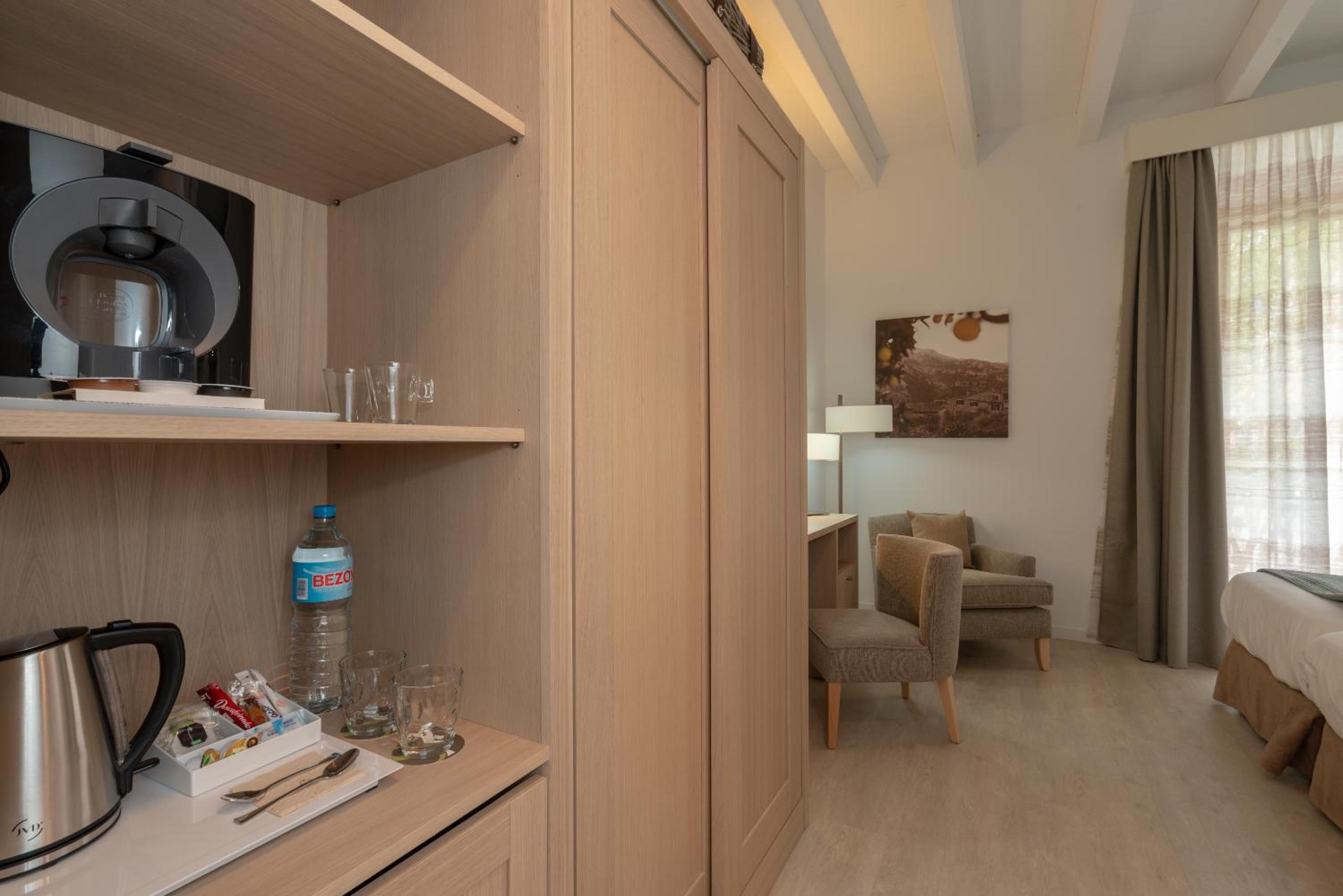 Superior Double or Twin Room photo 2