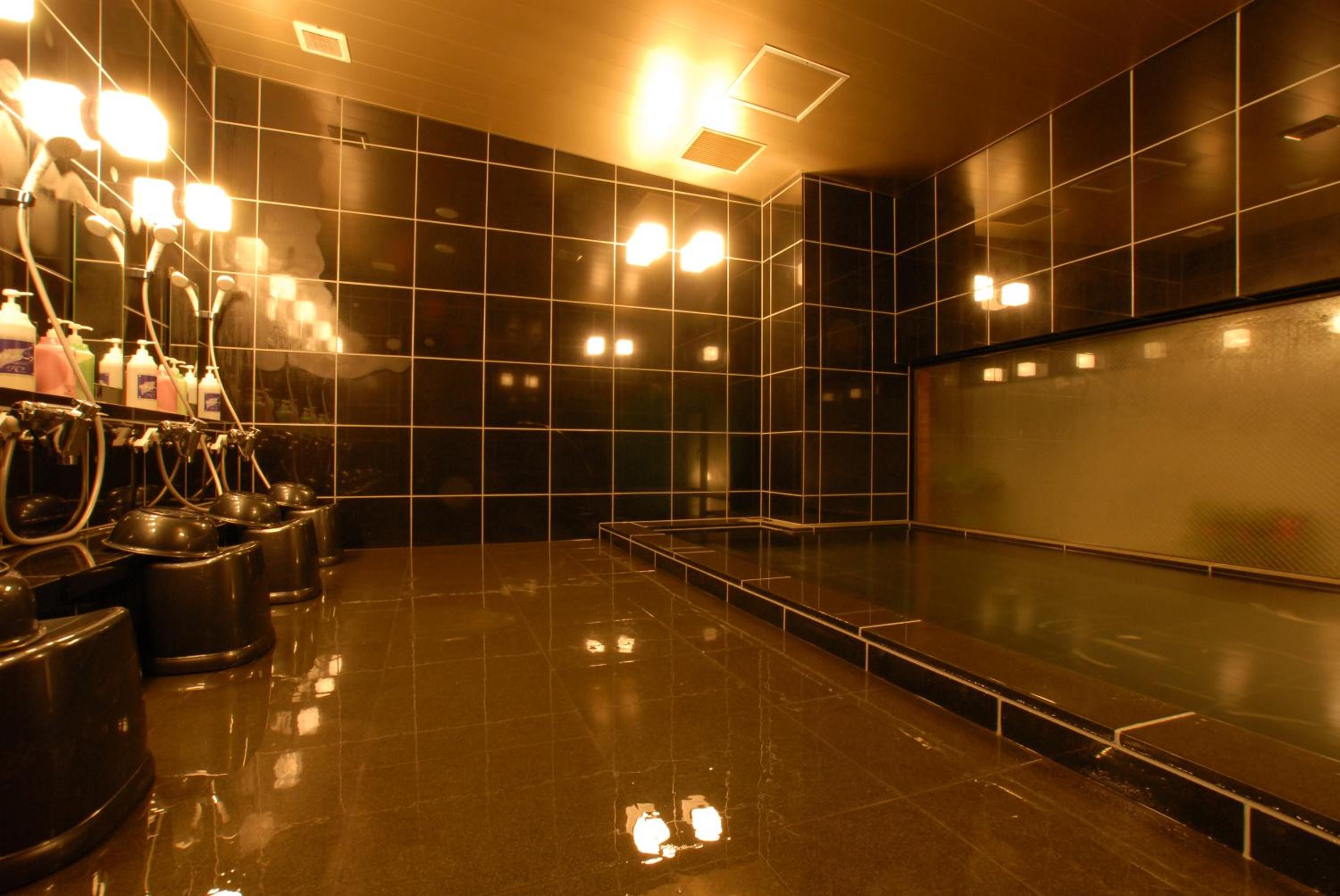 Twin Room - Disability Access photo 3