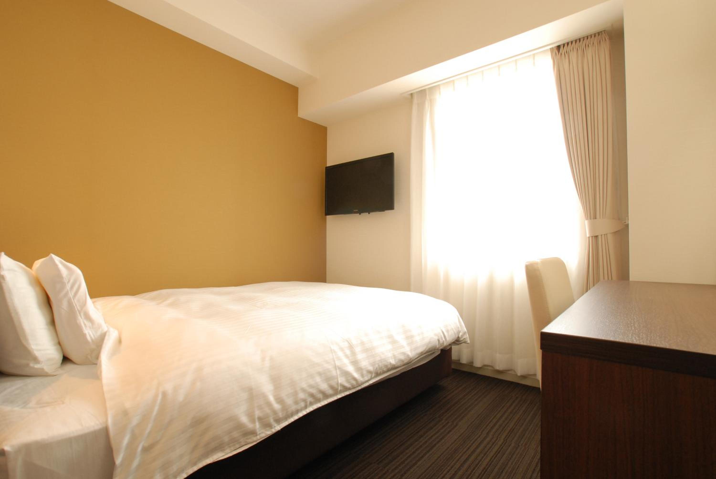 Single Room - Non-Smoking