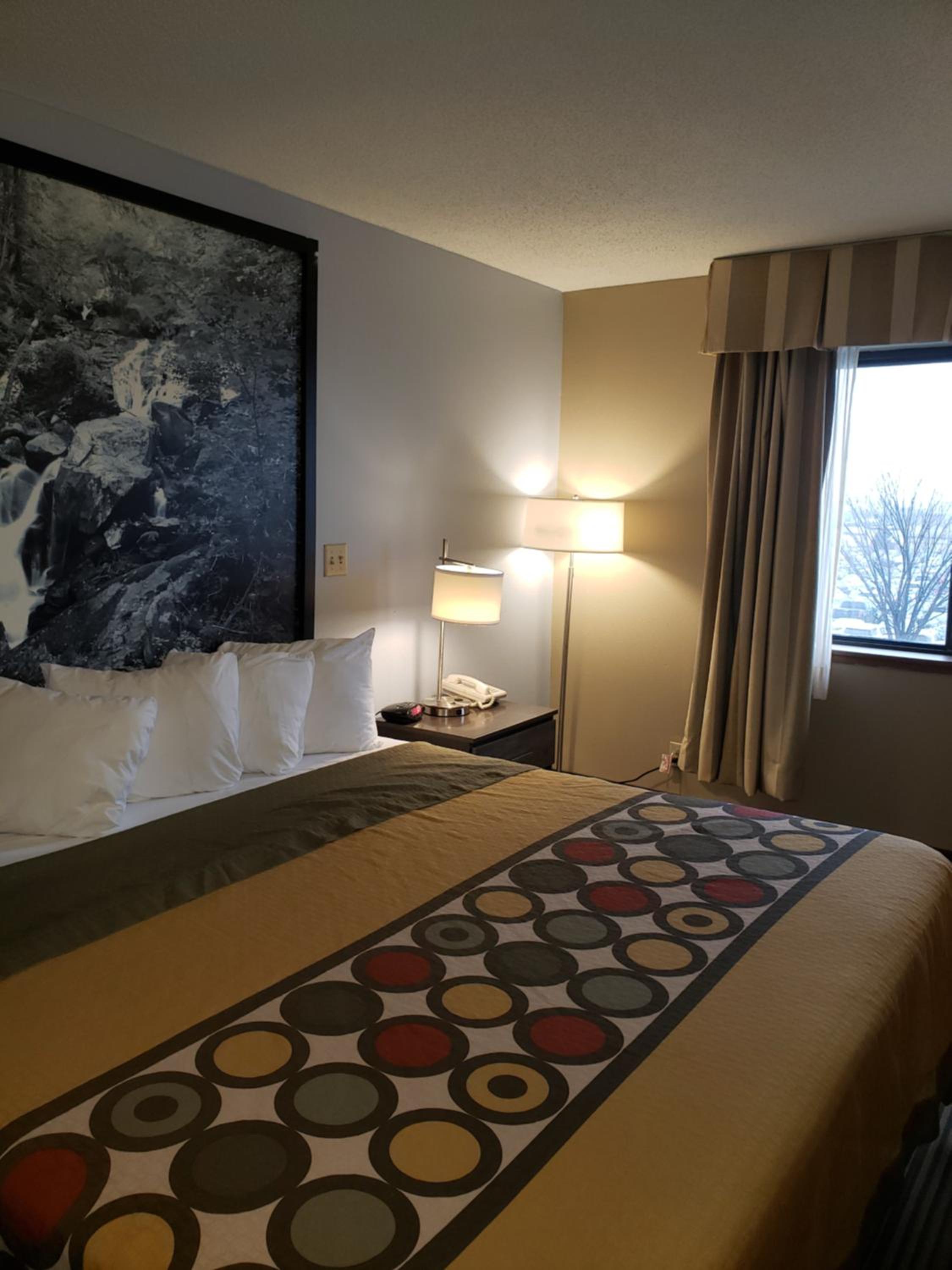 King Room- Non-Smoking - Photo 3