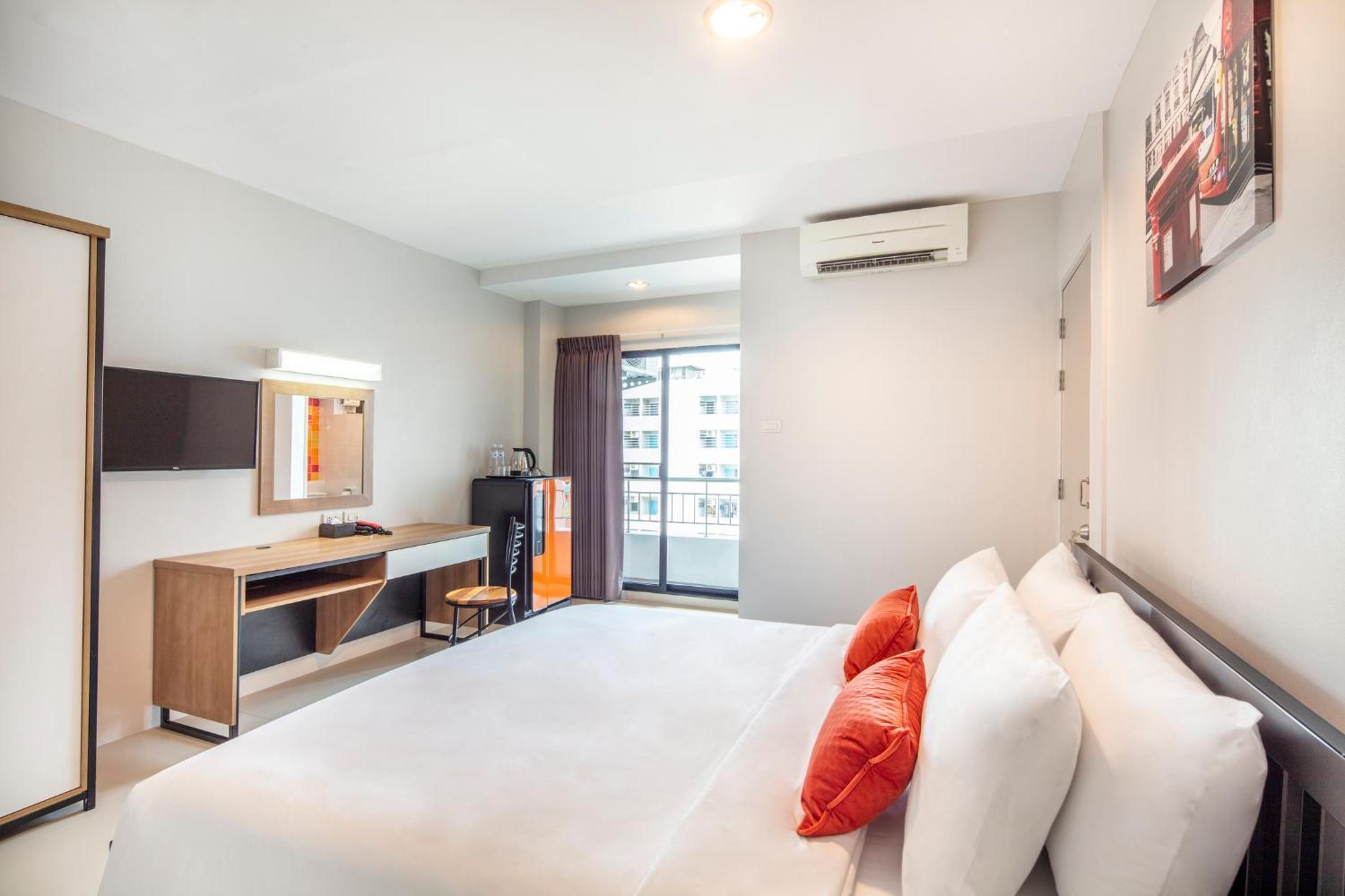 Deluxe Double Room photo 3