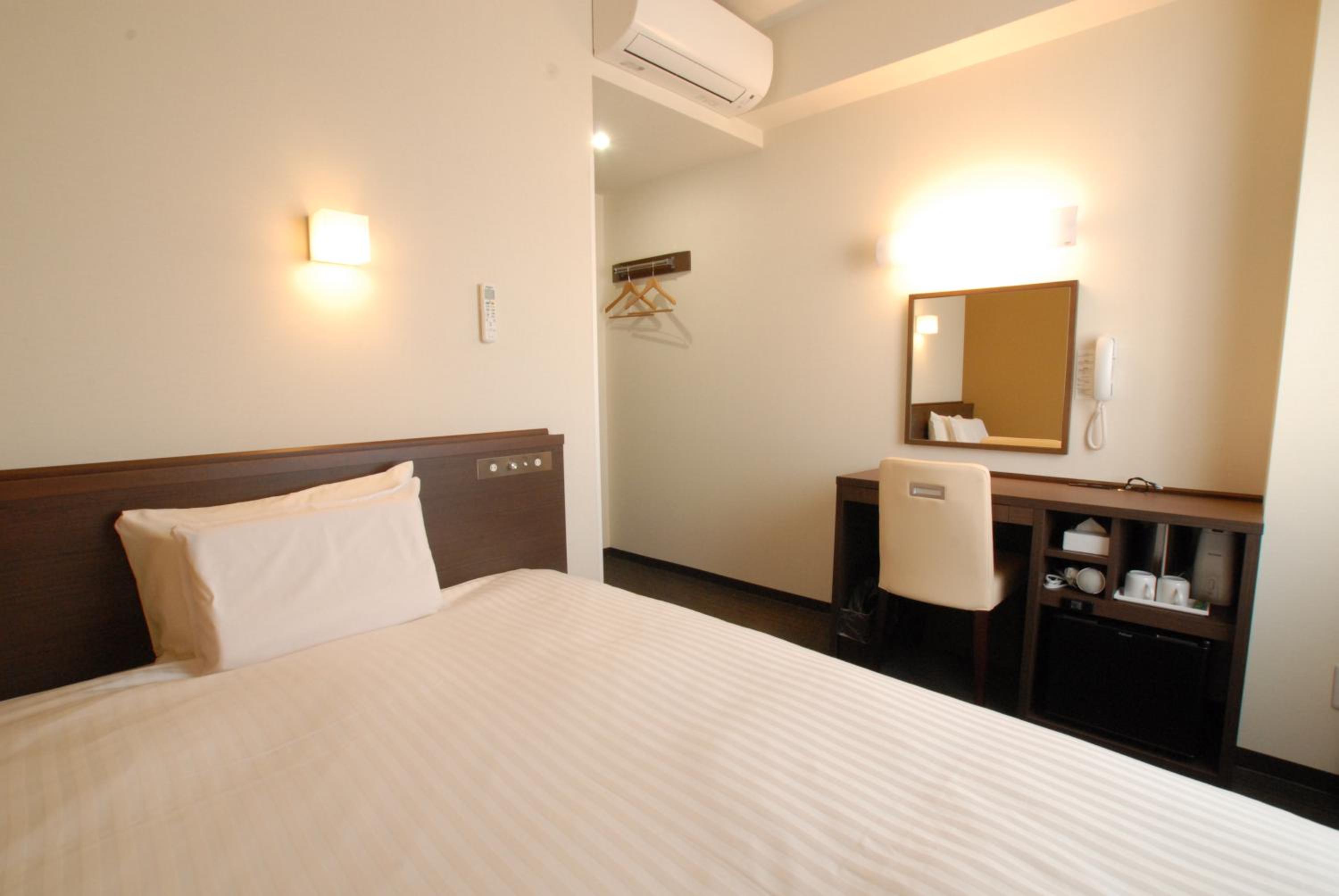 Double Room - Non-Smoking  - Photo 1