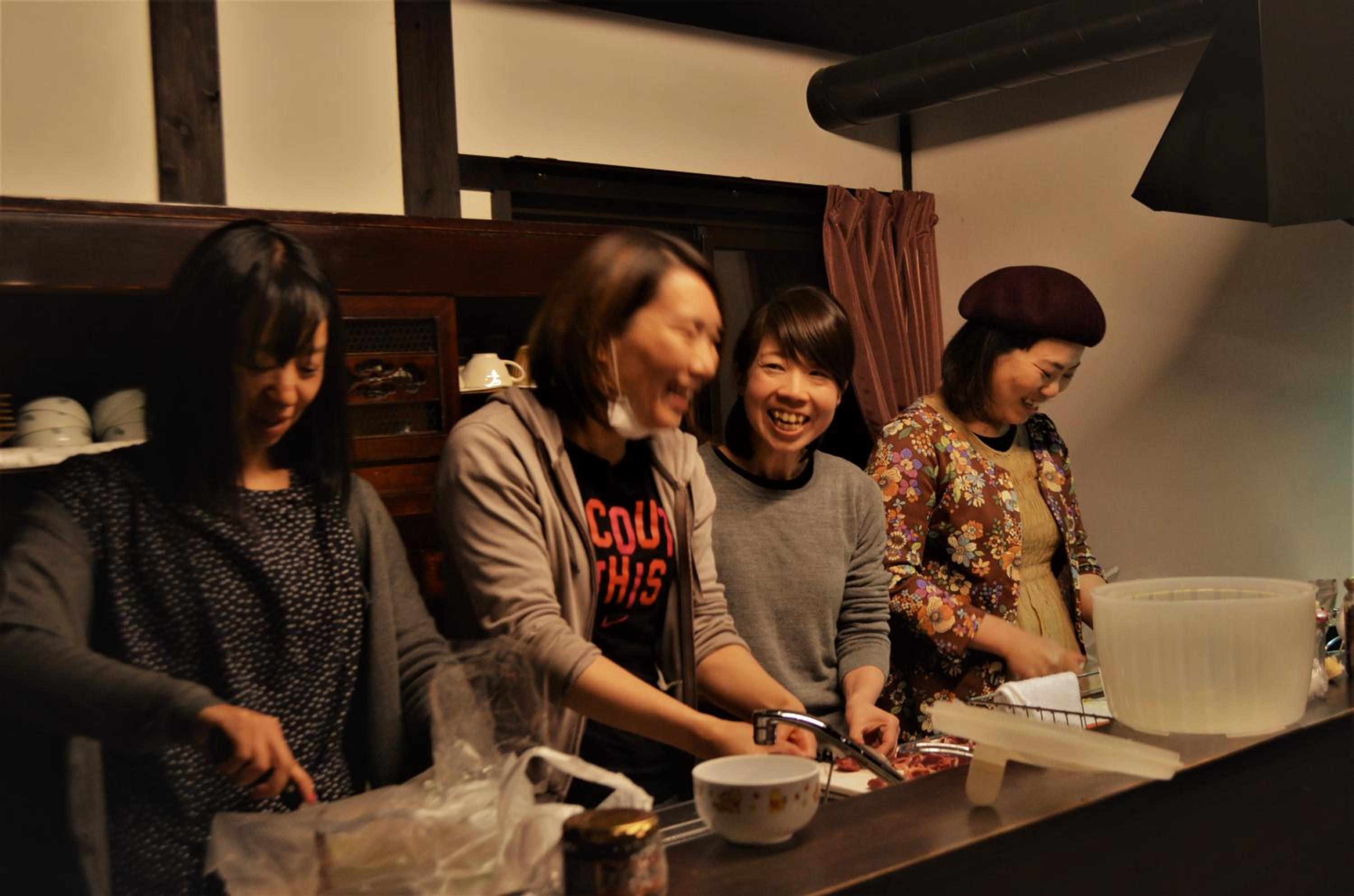 Yukiakari Murasaki (12 Adults)  - Photo 14